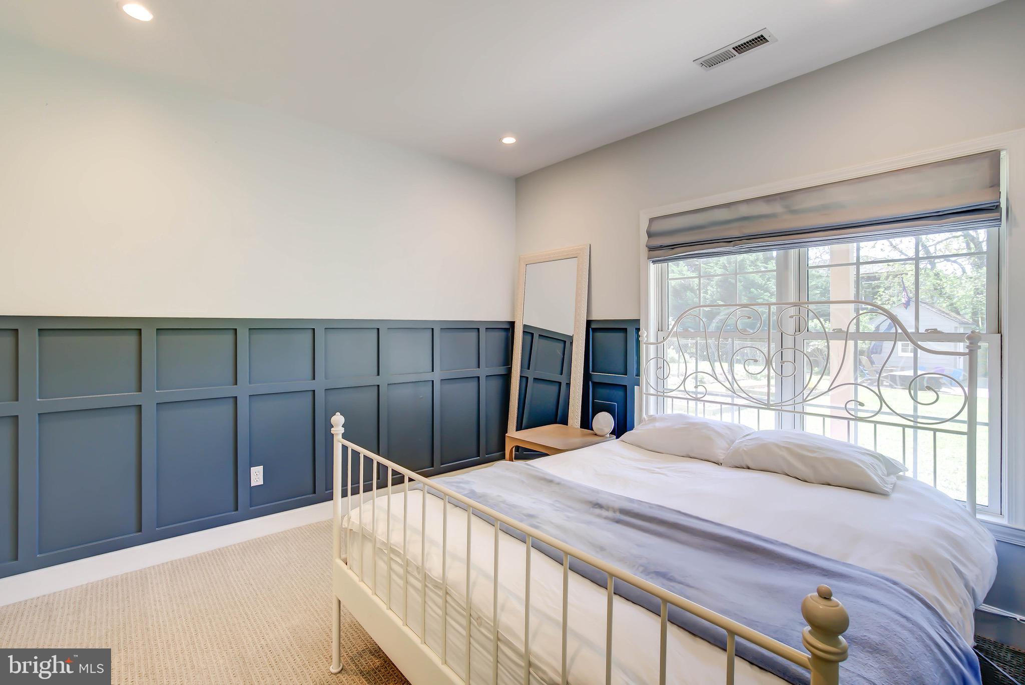 LEE RIDGE - Residential