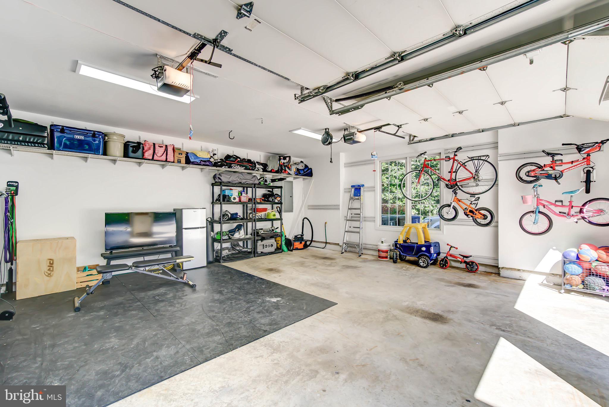 LEE RIDGE - Residential