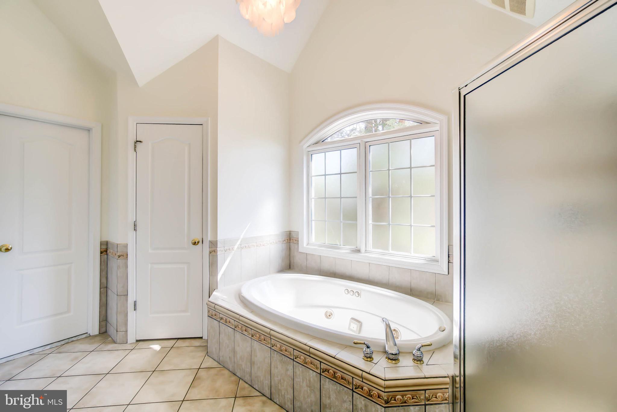 LEE RIDGE - Residential