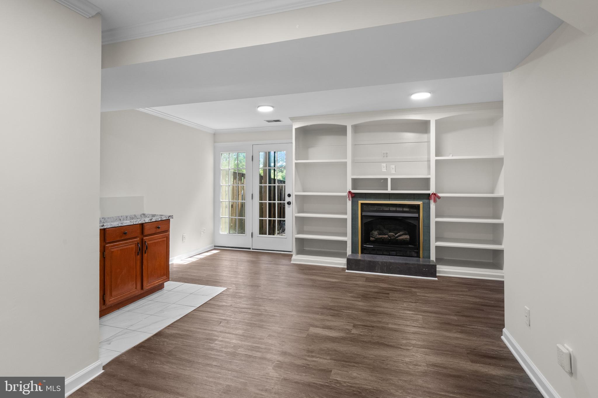 GREENHILL CROSSING - Residential