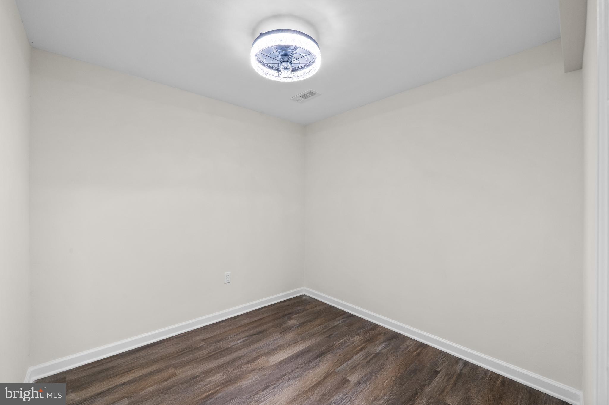 GREENHILL CROSSING - Residential