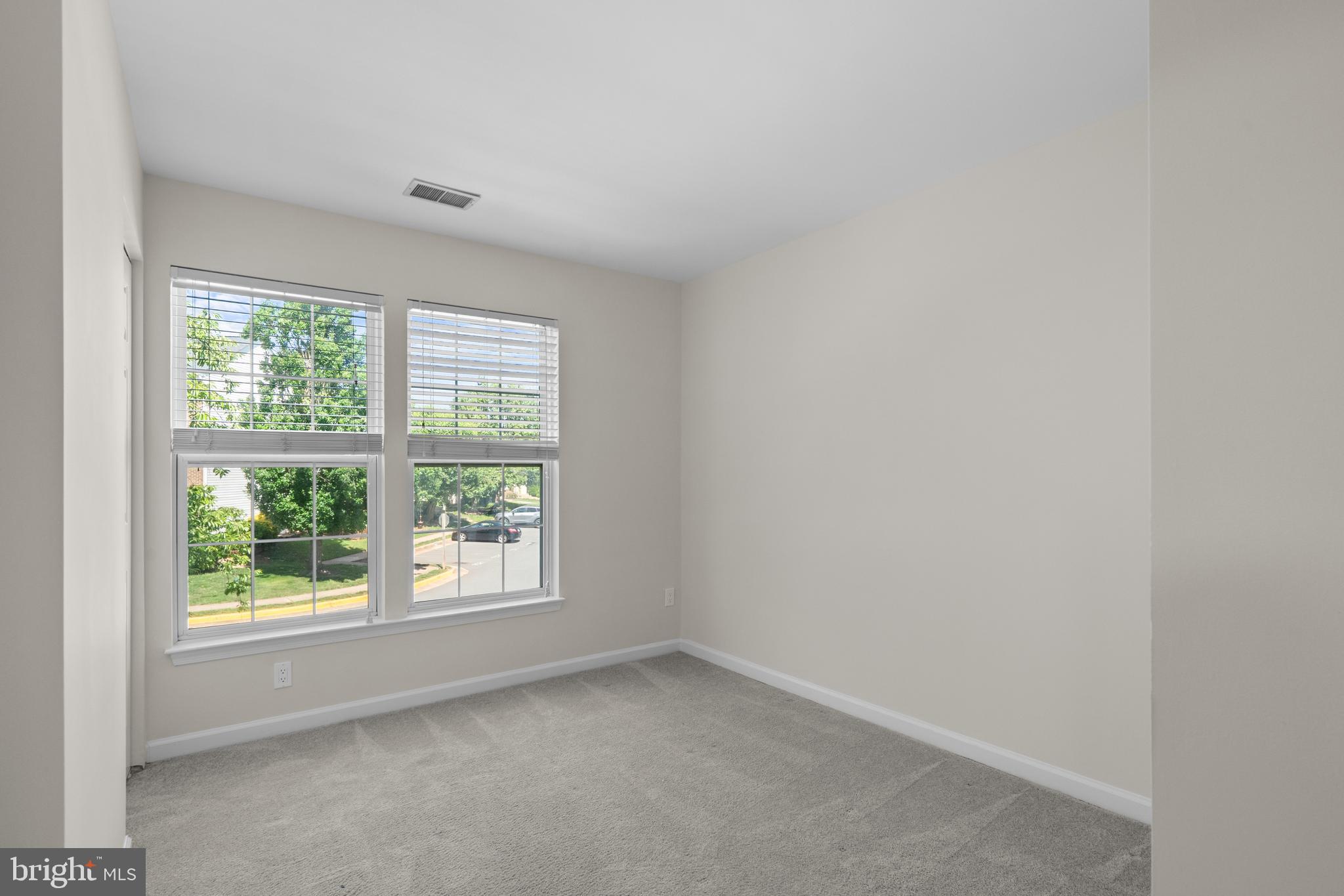 GREENHILL CROSSING - Residential