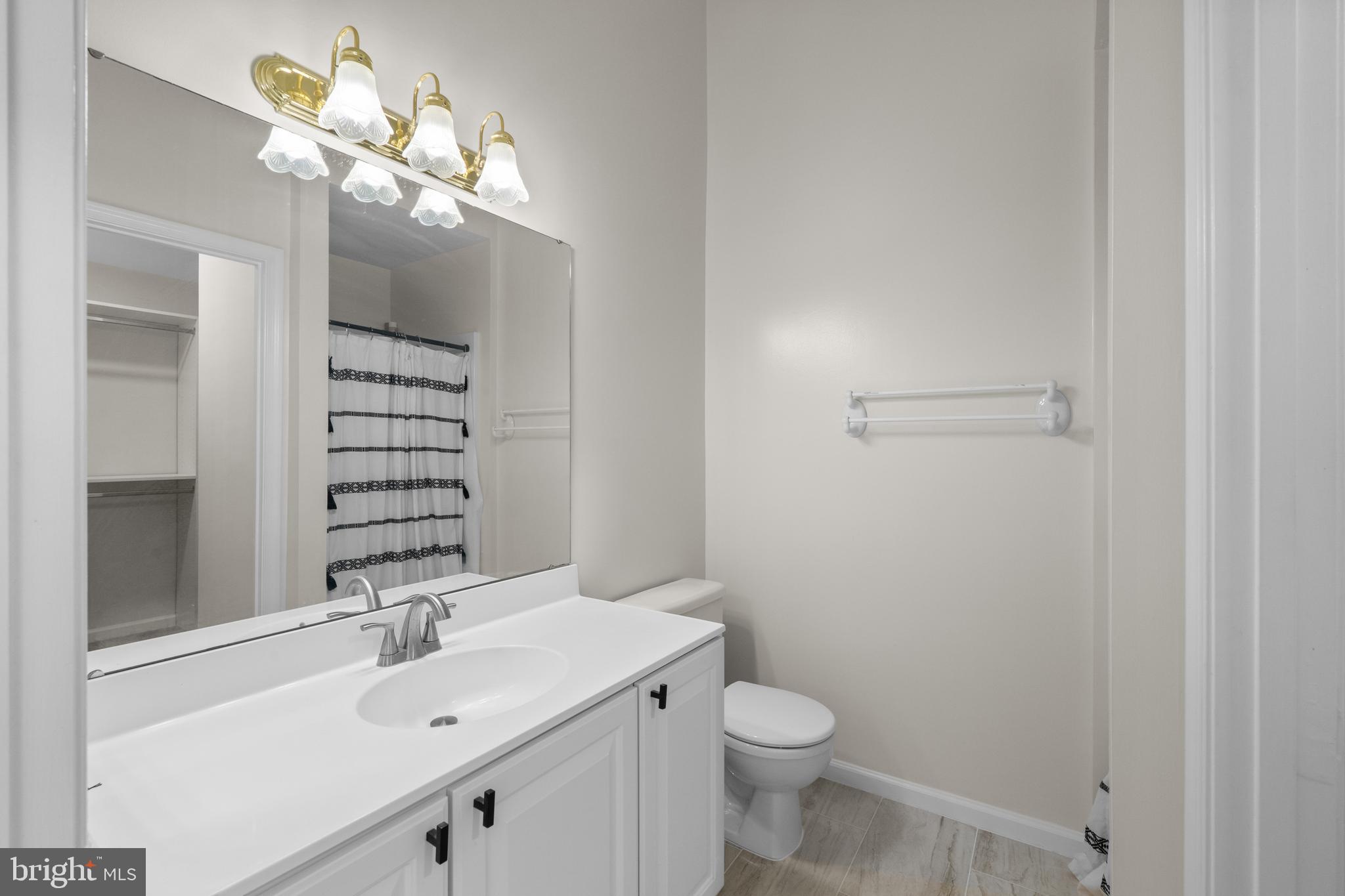 GREENHILL CROSSING - Residential