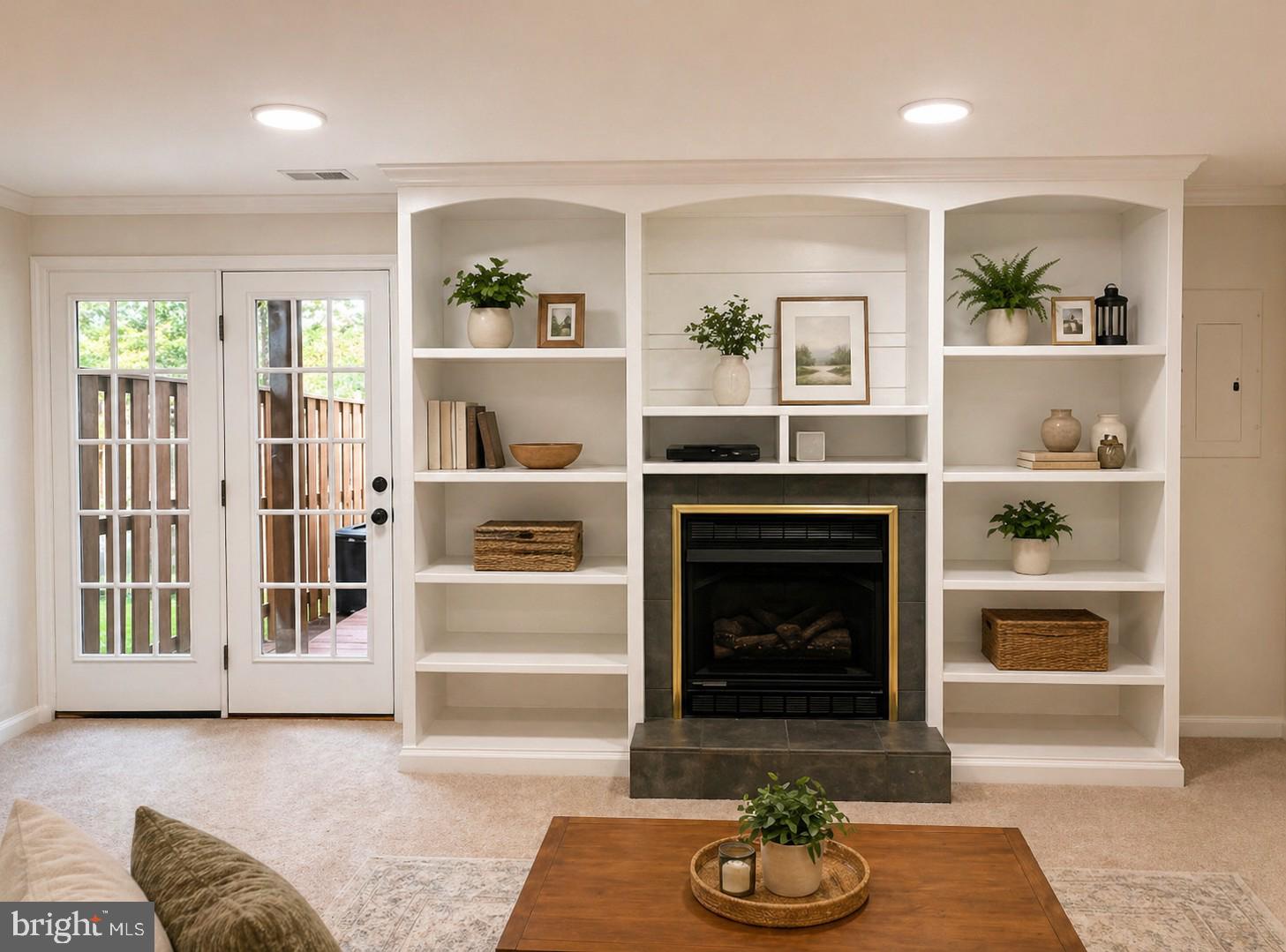 GREENHILL CROSSING - Residential