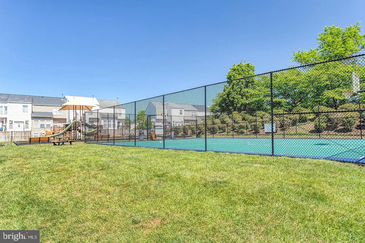 GREENHILL CROSSING - Residential
