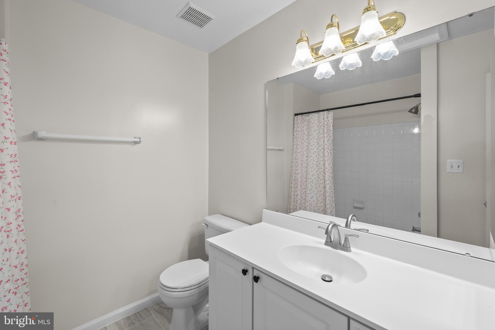 GREENHILL CROSSING - Residential