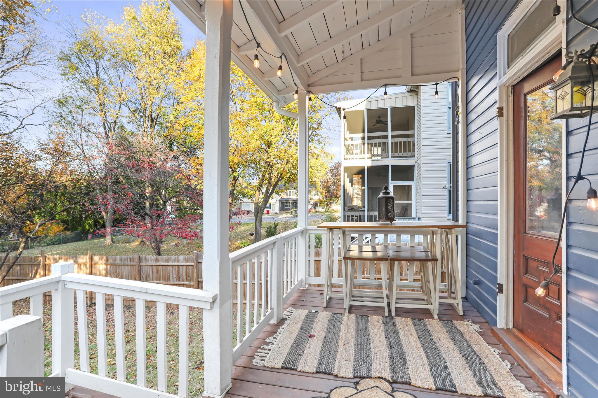 CHARLES TOWN - Residential