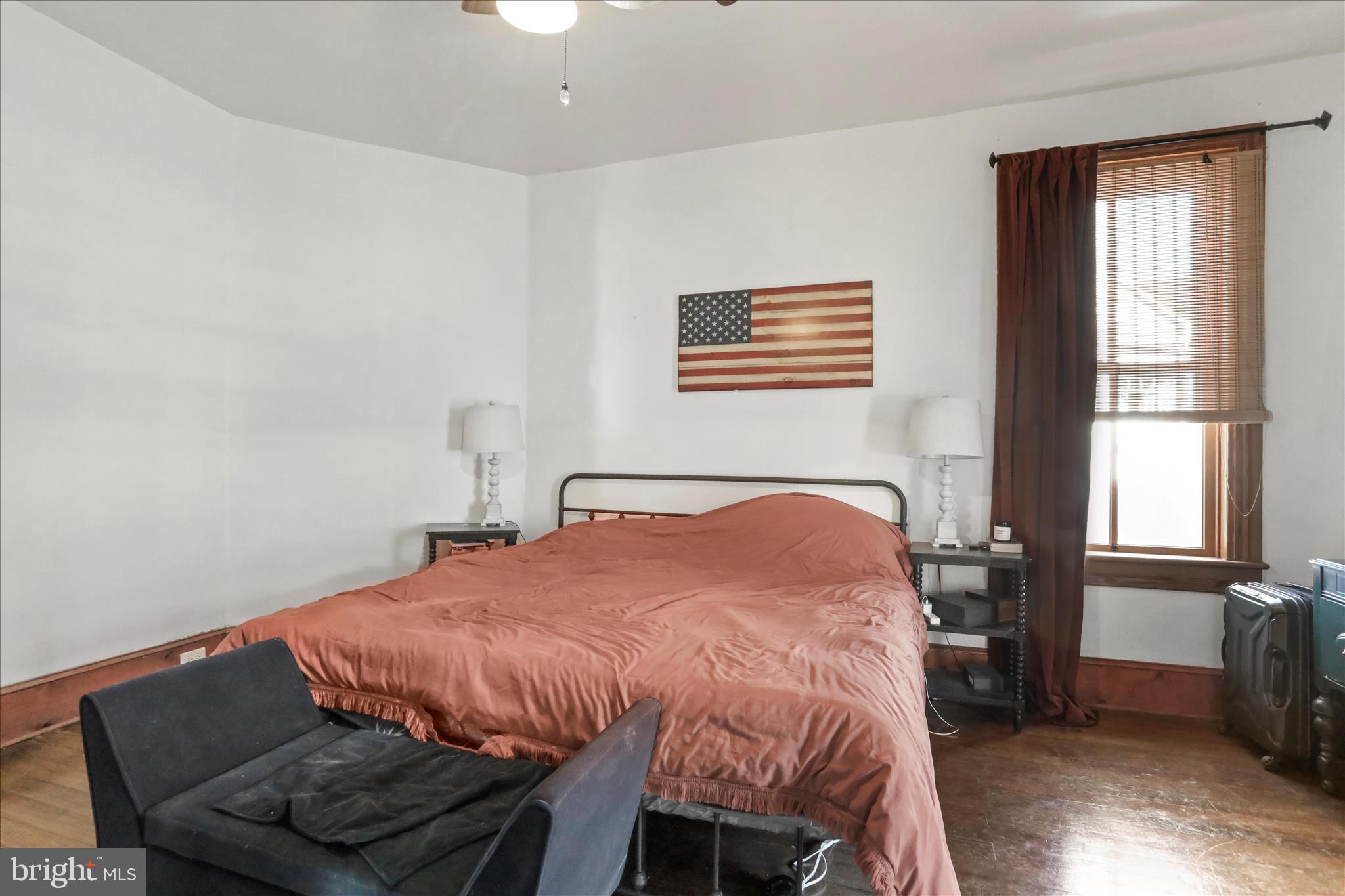 CHARLES TOWN - Residential