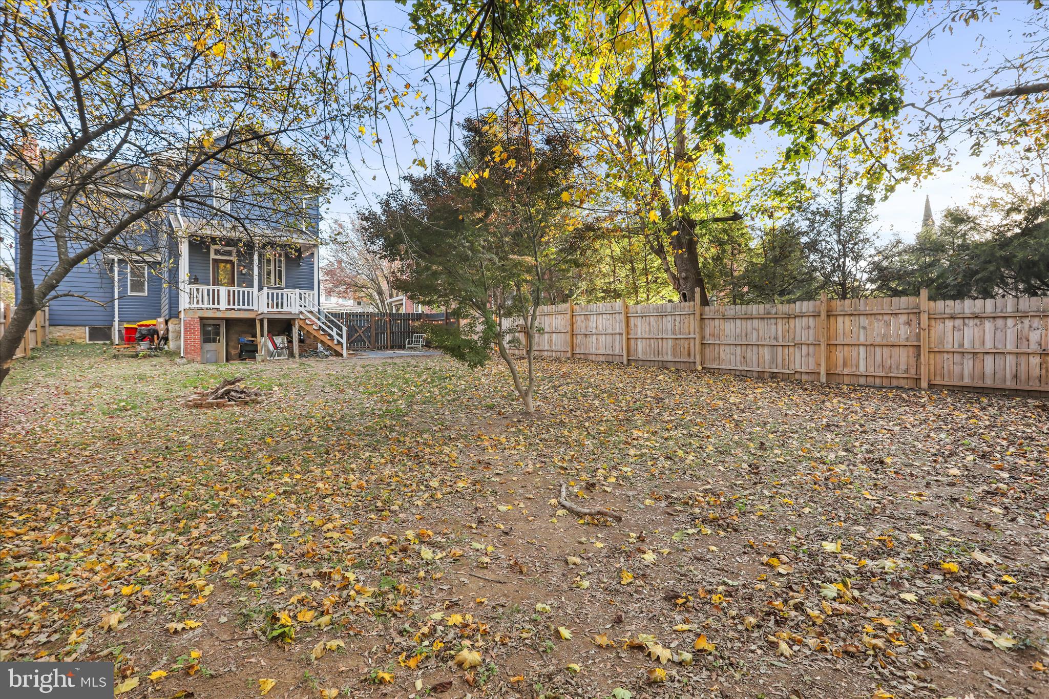 CHARLES TOWN - Residential