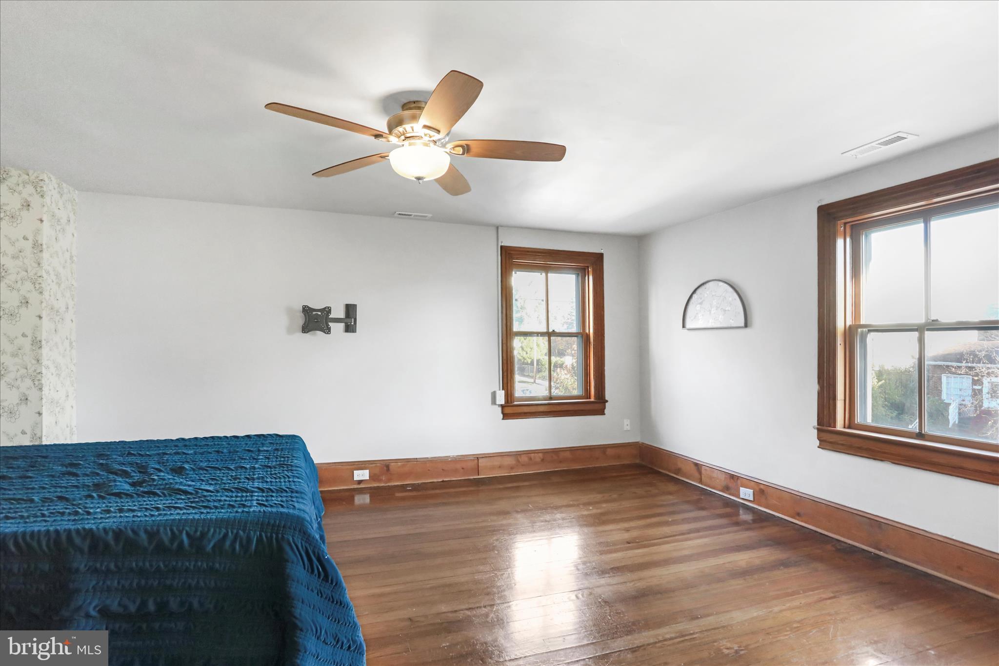 CHARLES TOWN - Residential