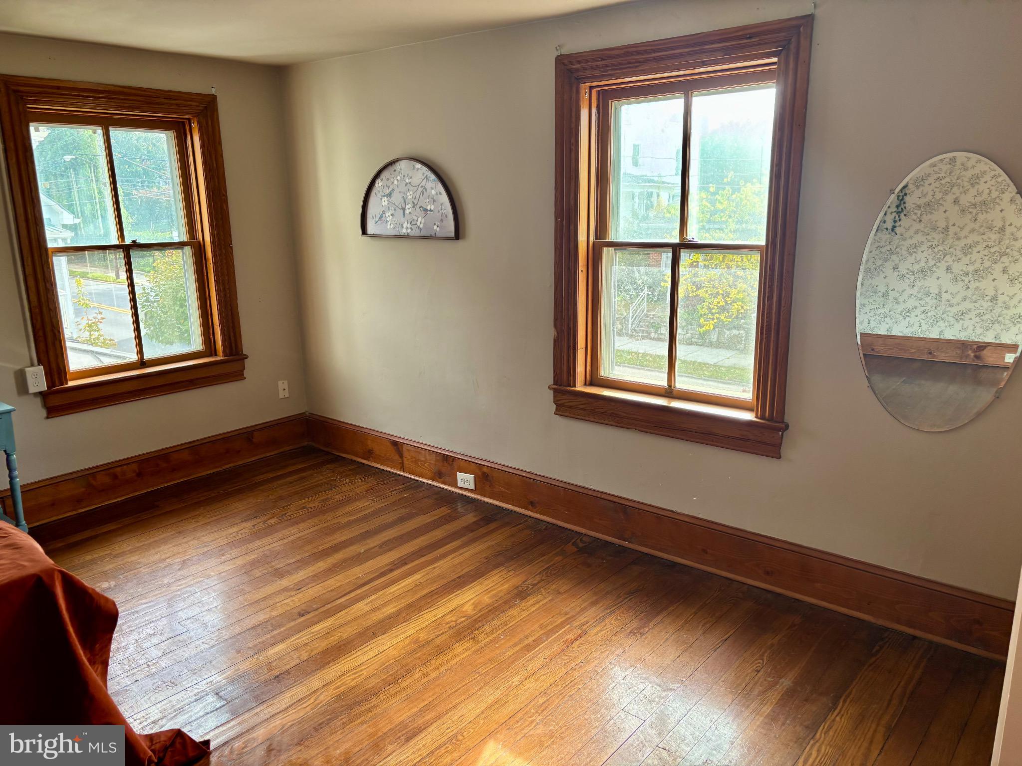 CHARLES TOWN - Residential