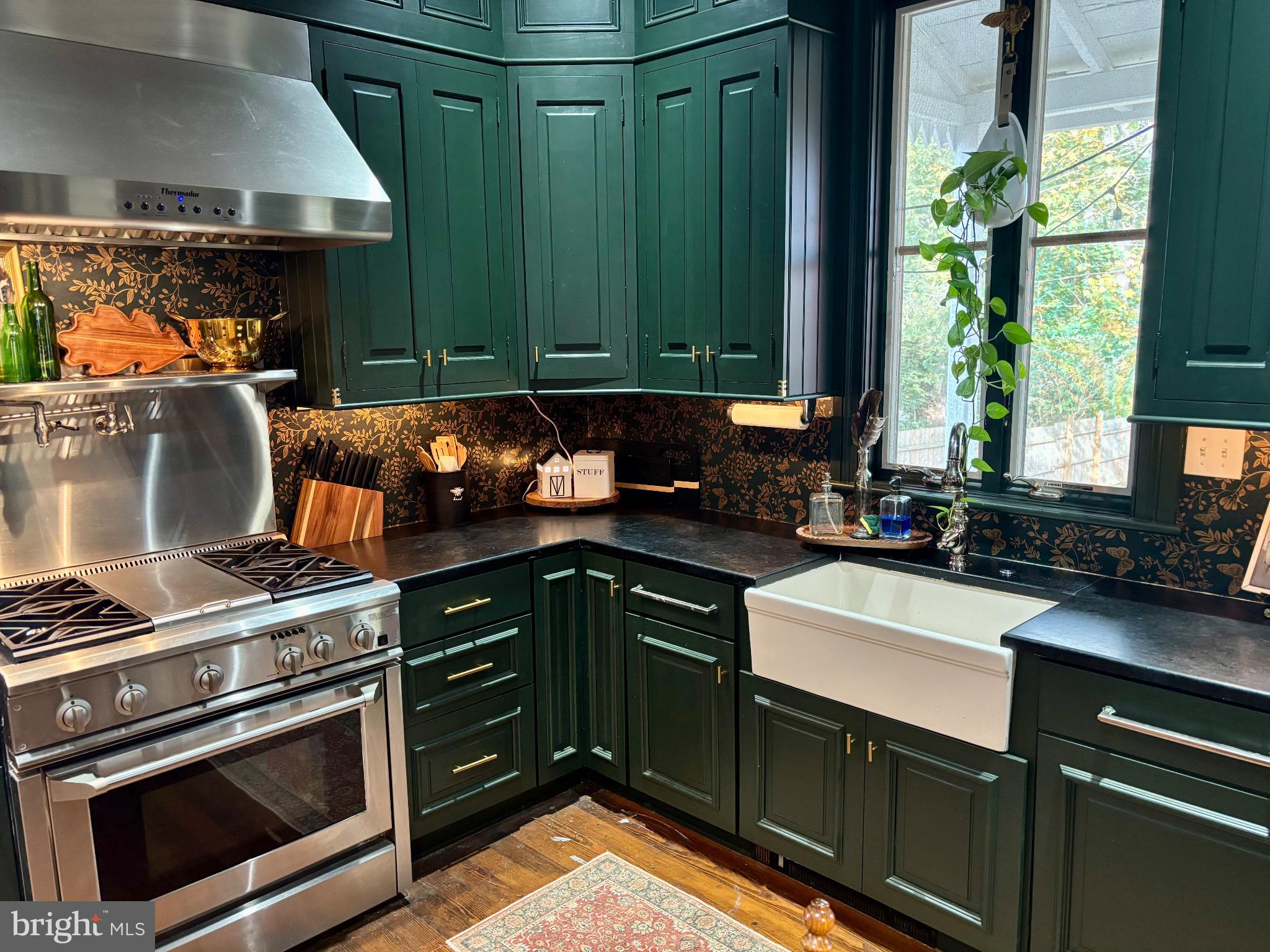 CHARLES TOWN - Residential