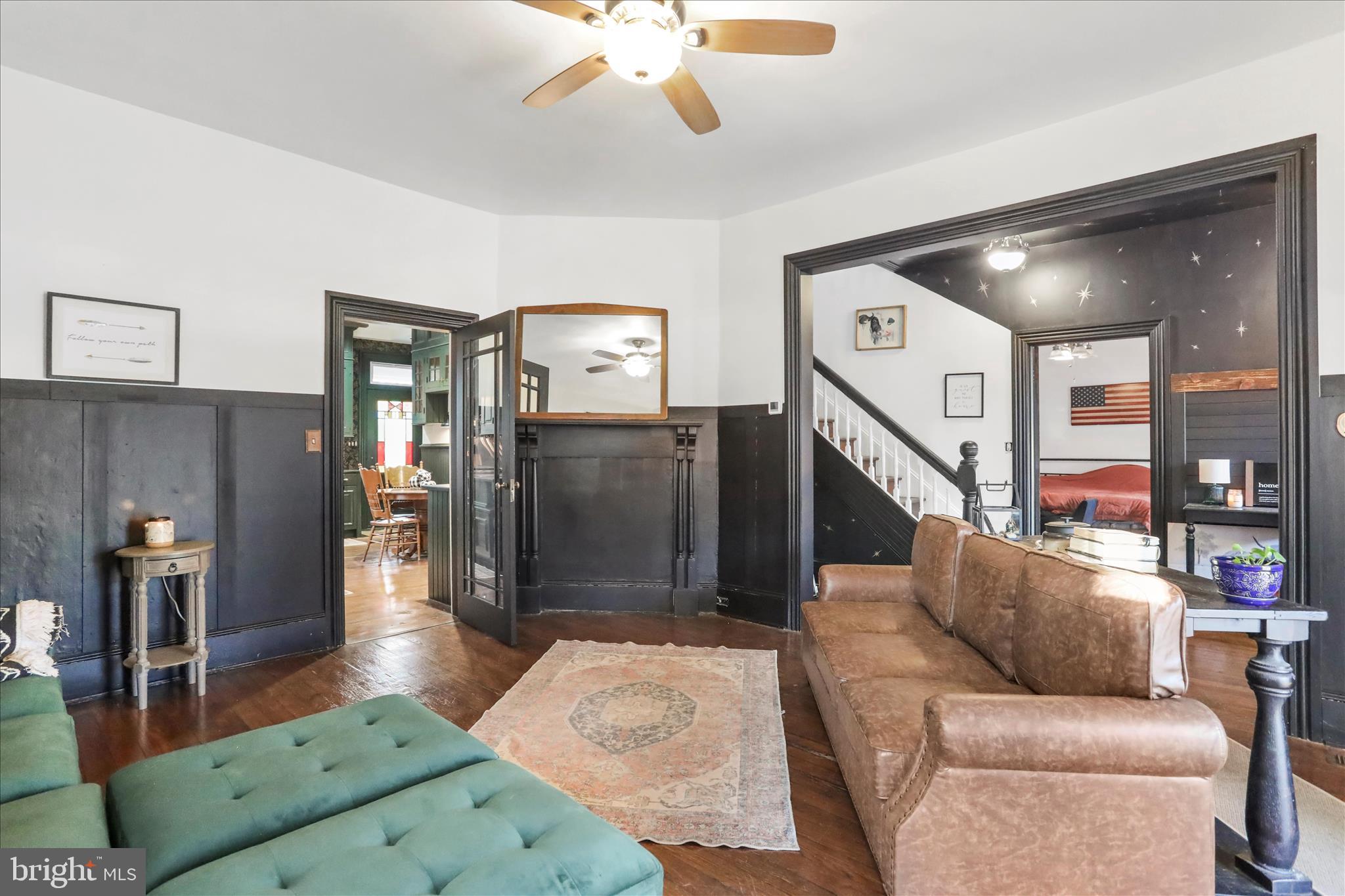 CHARLES TOWN - Residential