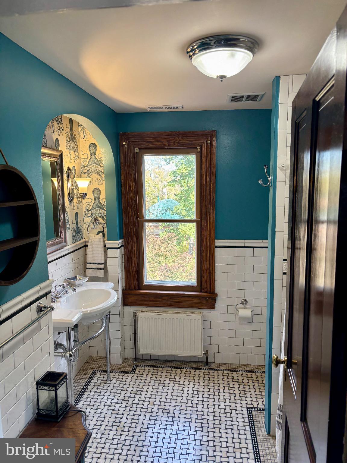 CHARLES TOWN - Residential