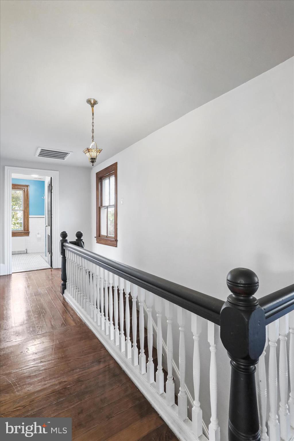 CHARLES TOWN - Residential