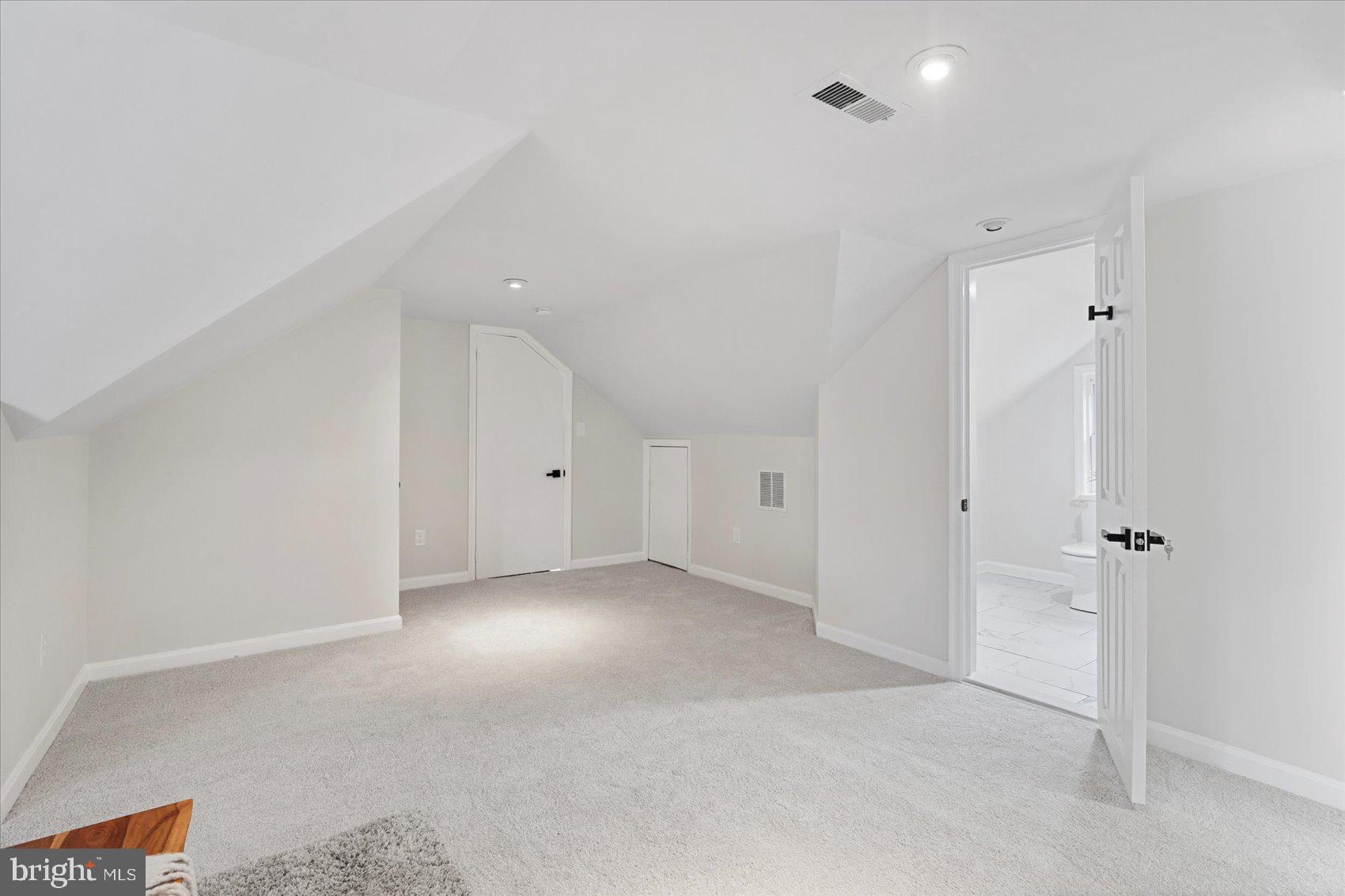 GLEN HAVEN - Residential