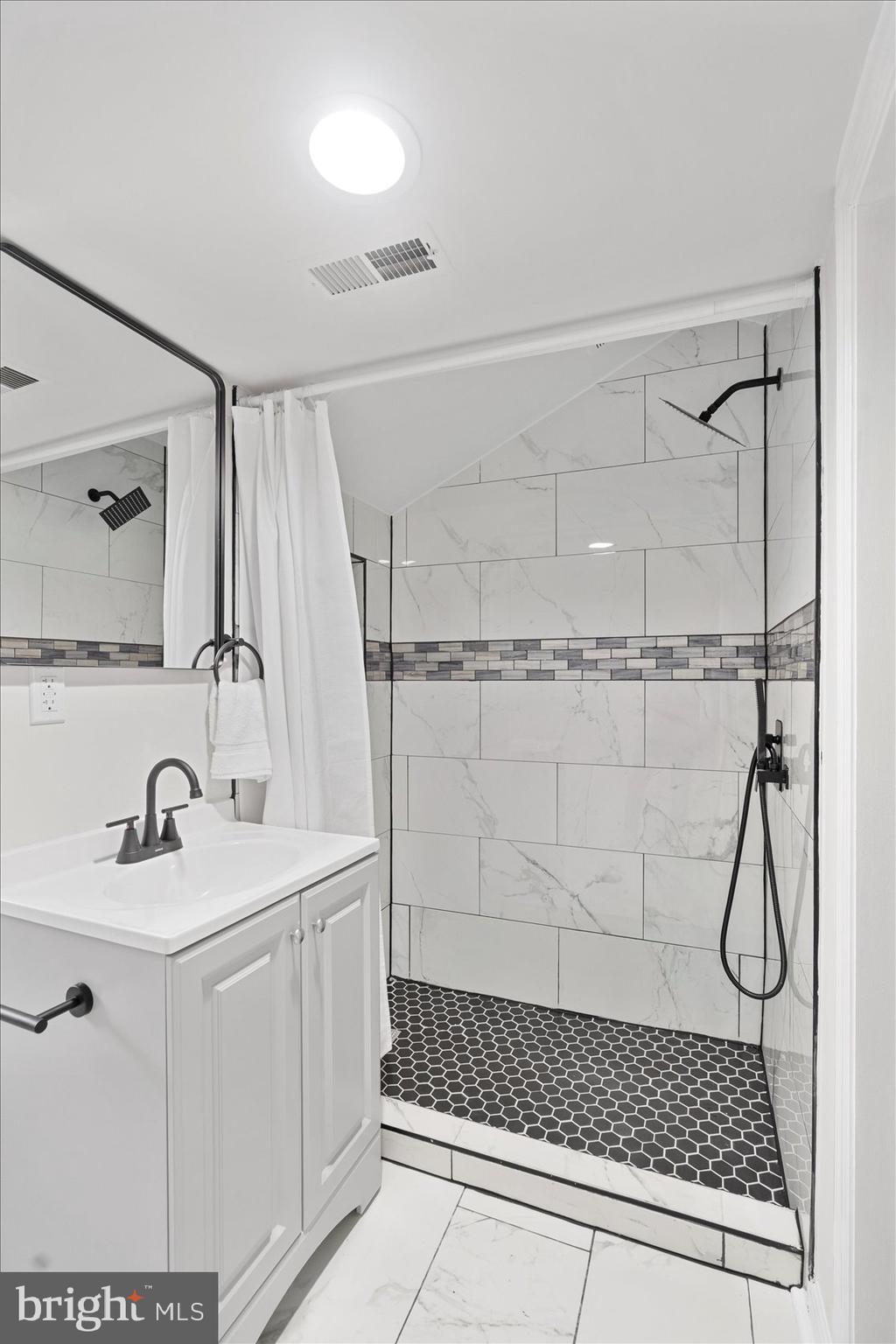 GLEN HAVEN - Residential