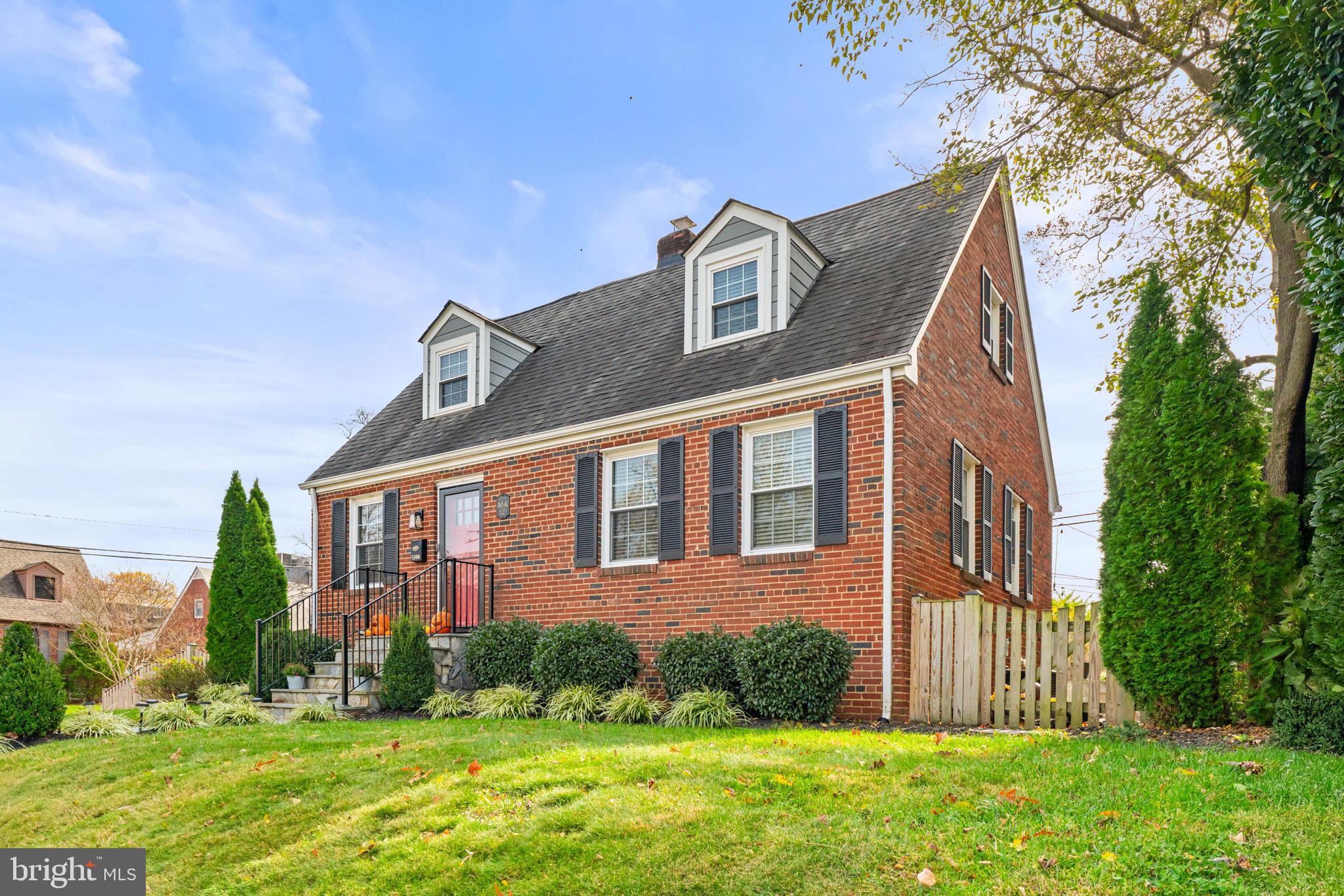 COUNTRY CLUB - Residential