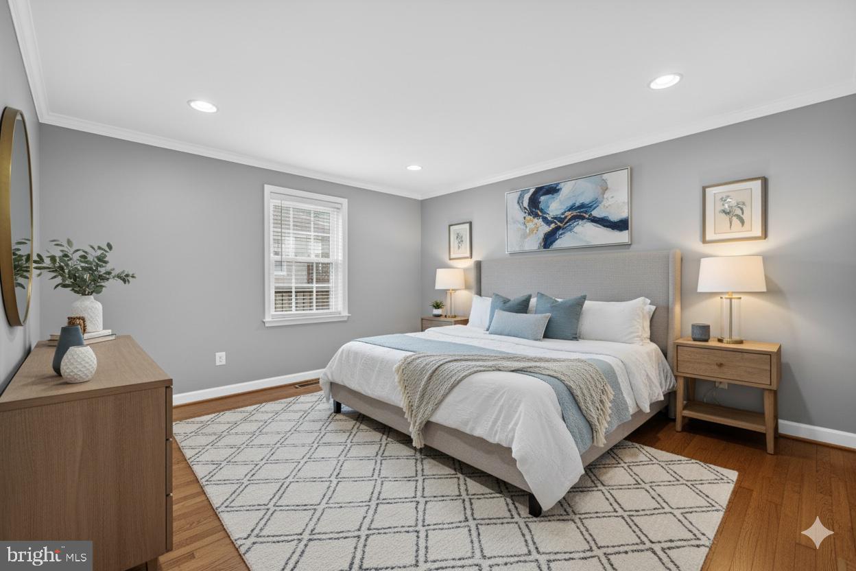 COUNTRY CLUB - Residential