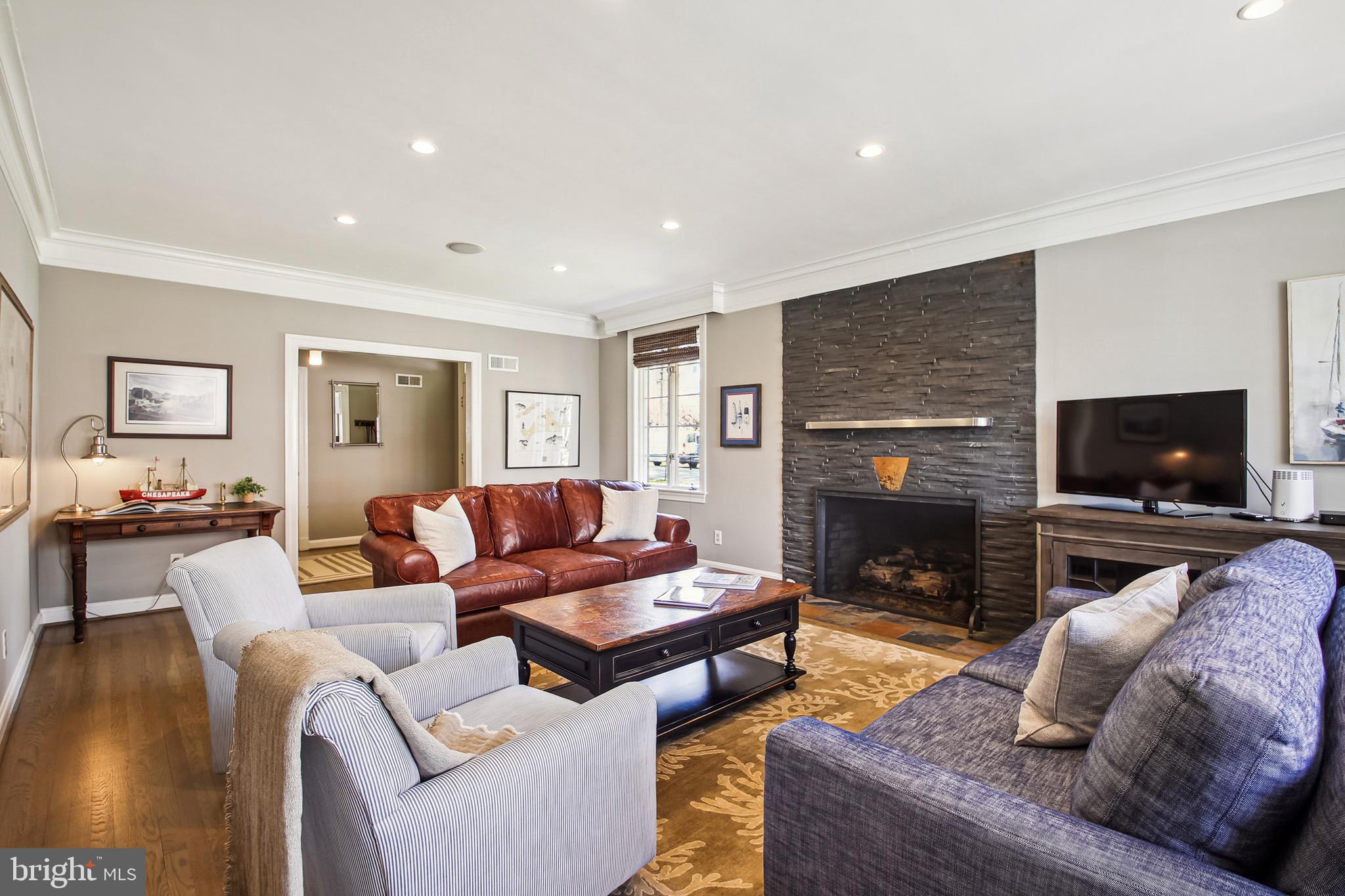 MURRAY HILL - Residential