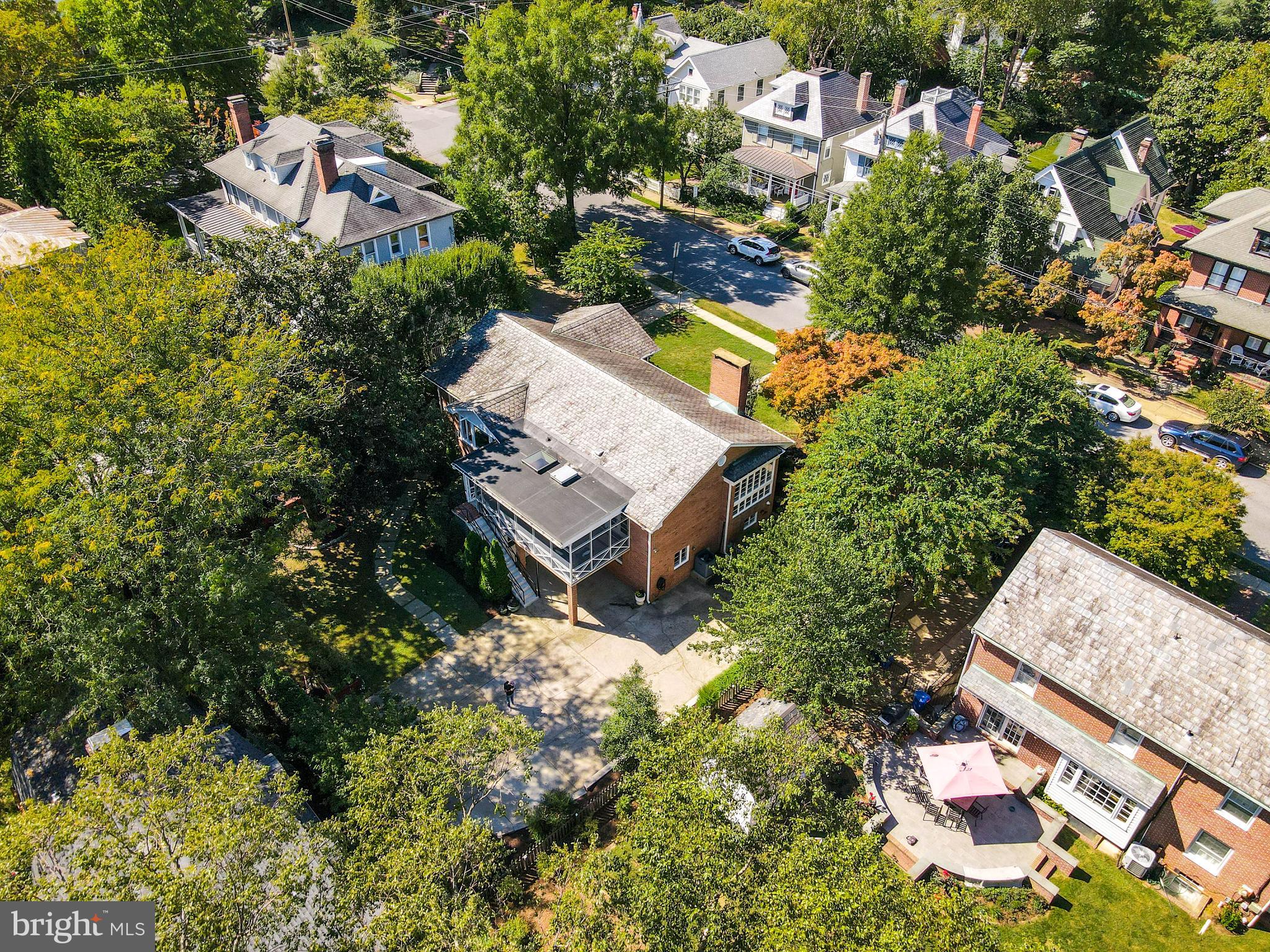 MURRAY HILL - Residential