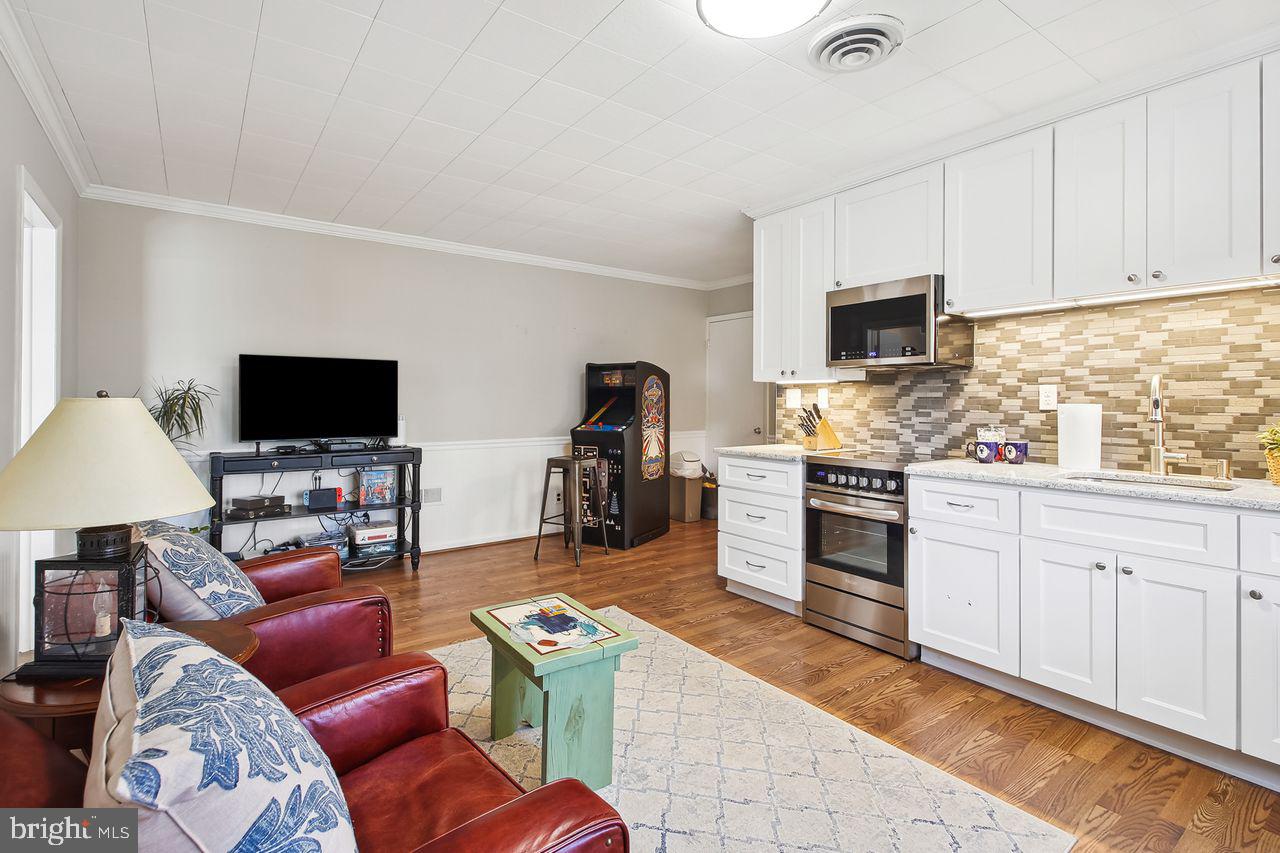 MURRAY HILL - Residential