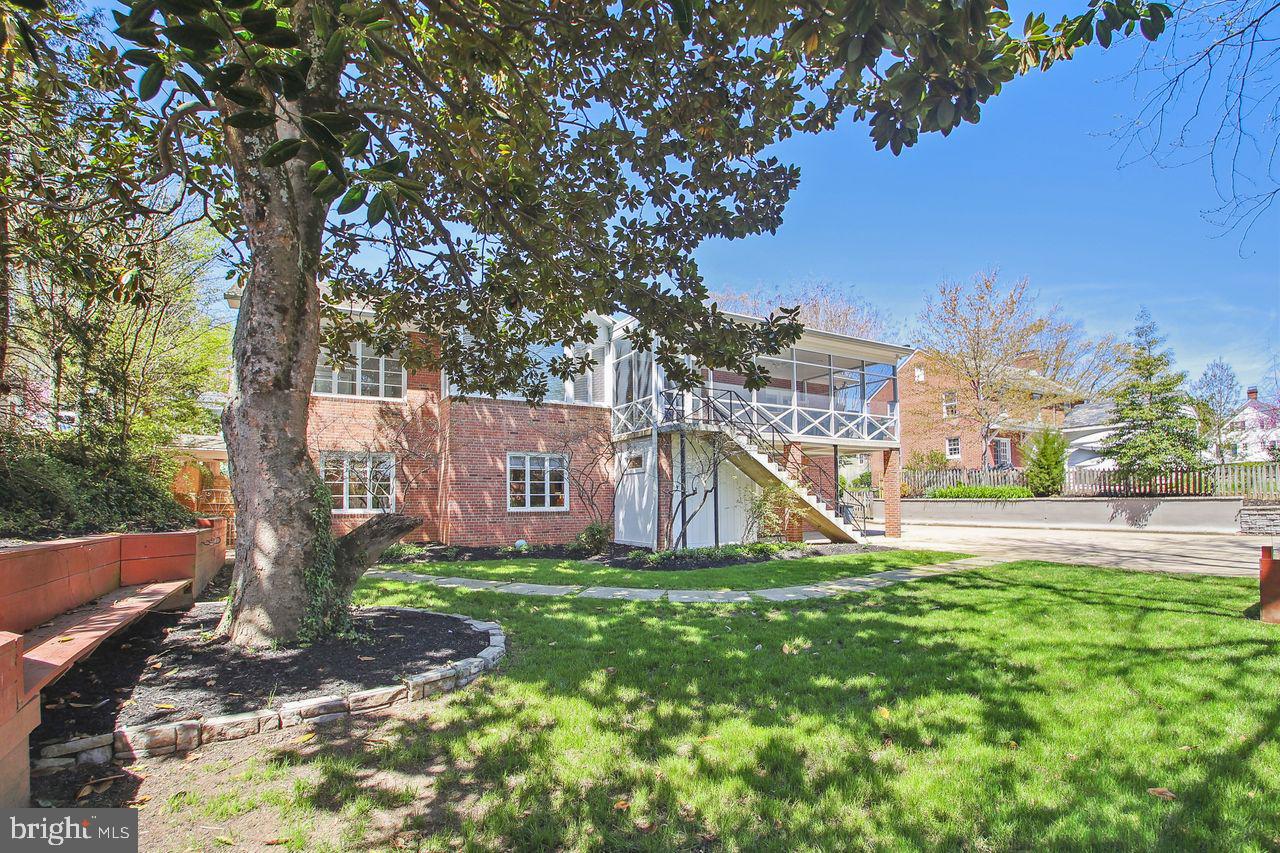 MURRAY HILL - Residential