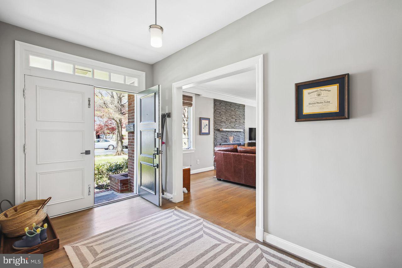 MURRAY HILL - Residential