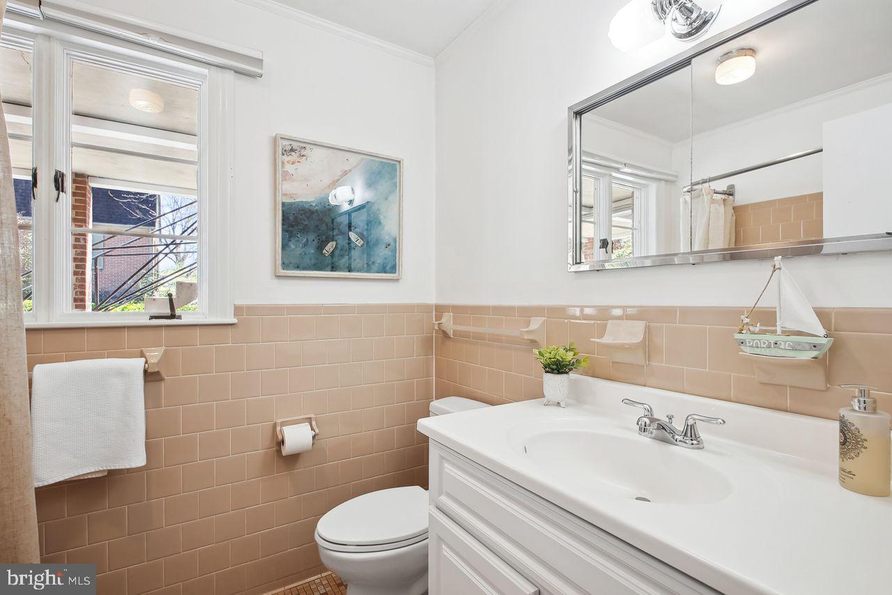 MURRAY HILL - Residential