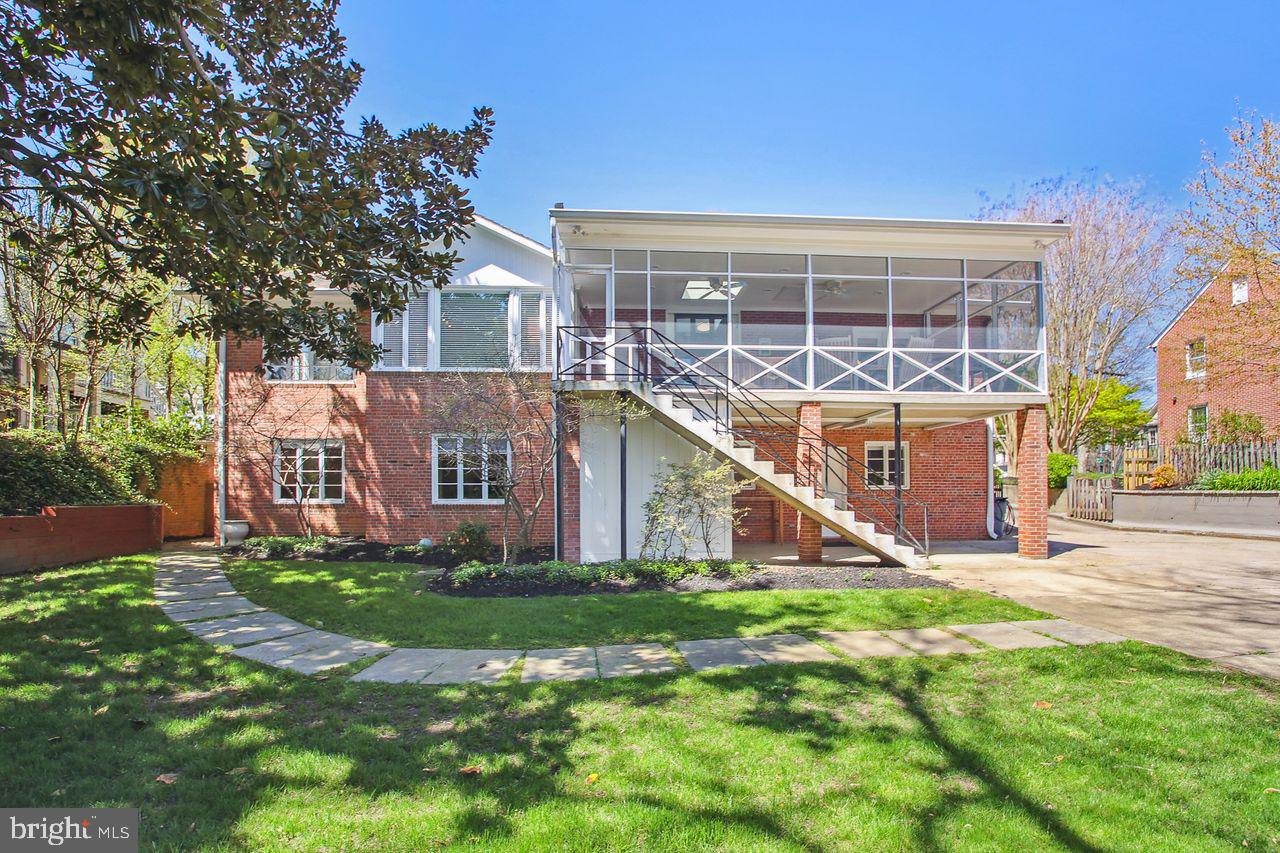 MURRAY HILL - Residential