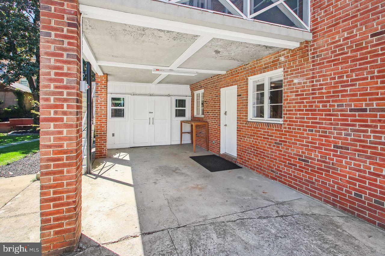 MURRAY HILL - Residential