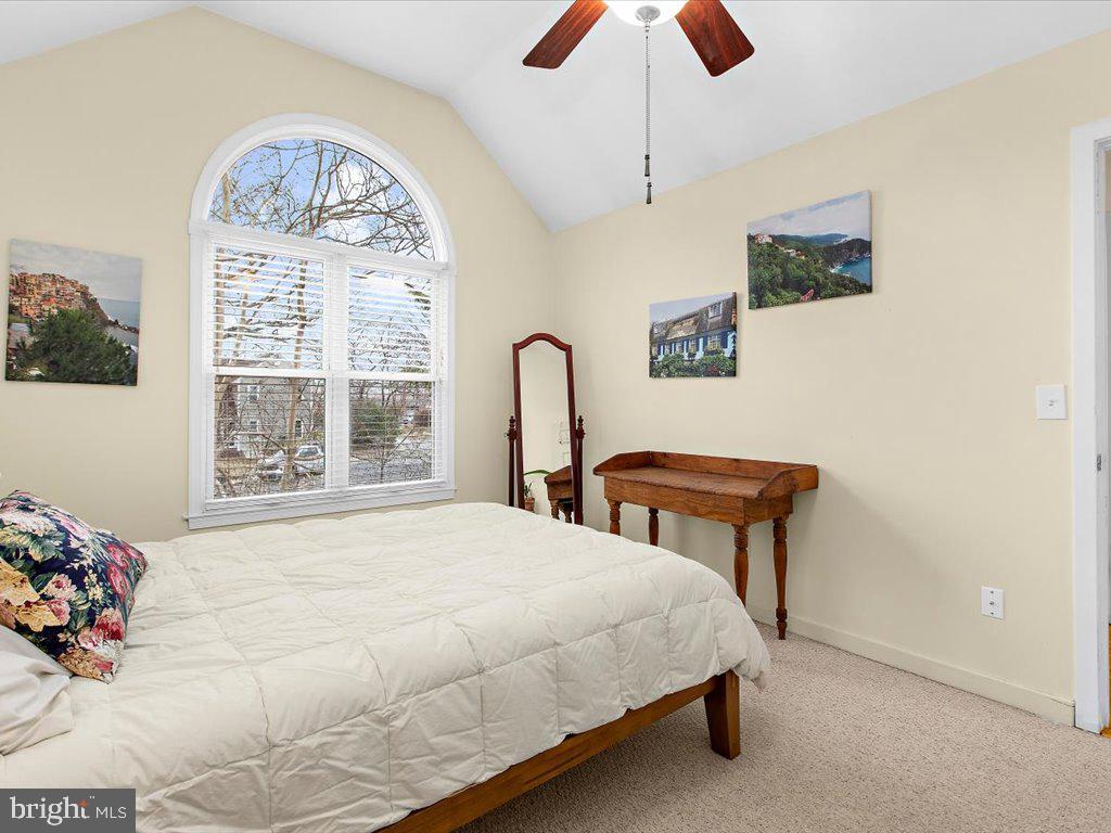 SOUTHWOODS - Residential