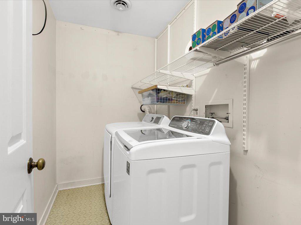 SOUTHWOODS - Residential