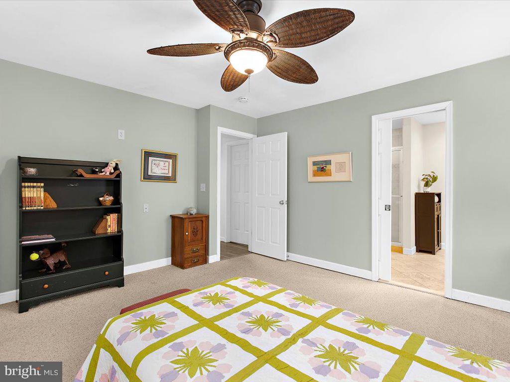 SOUTHWOODS - Residential