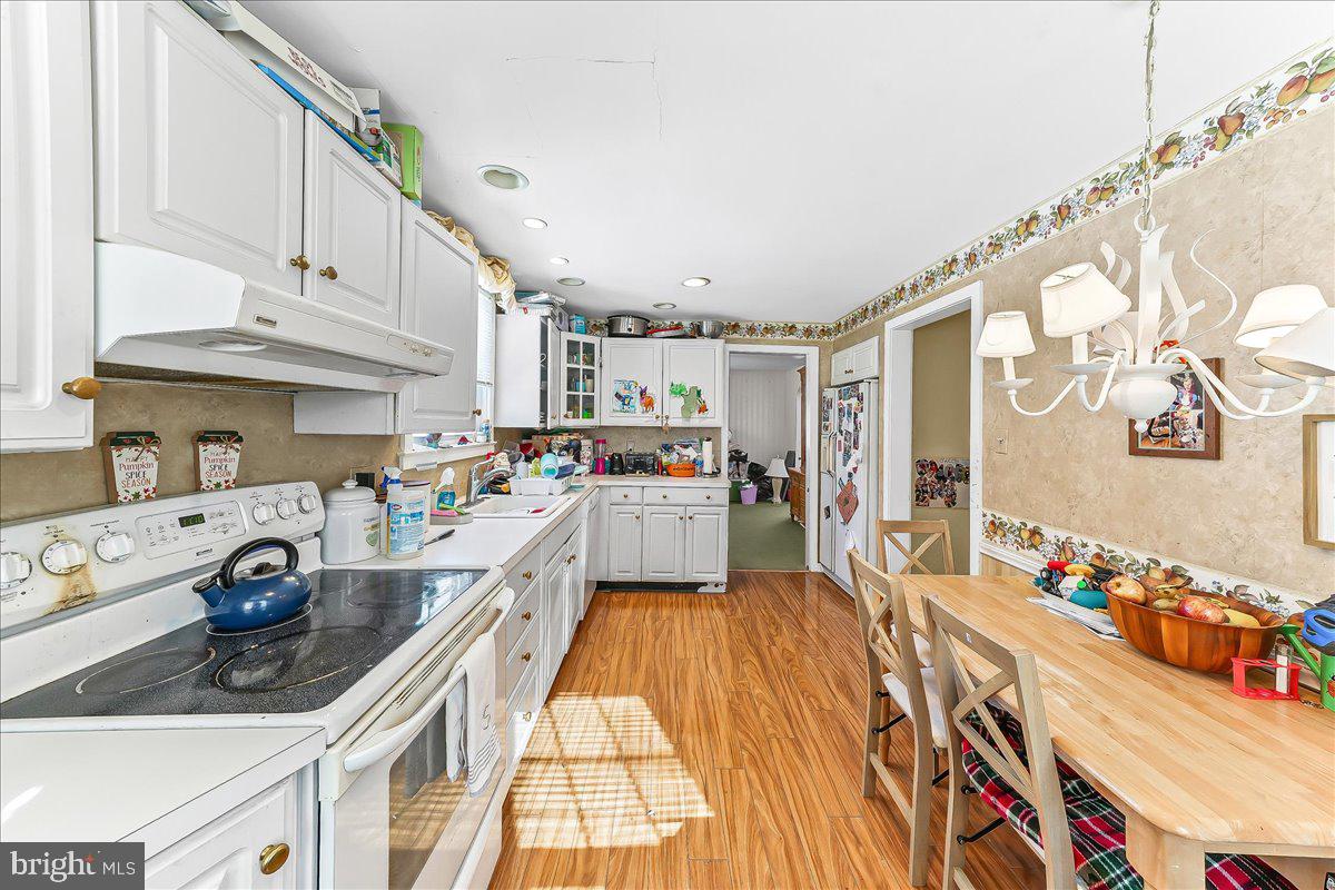 COLONIAL PARK - Residential