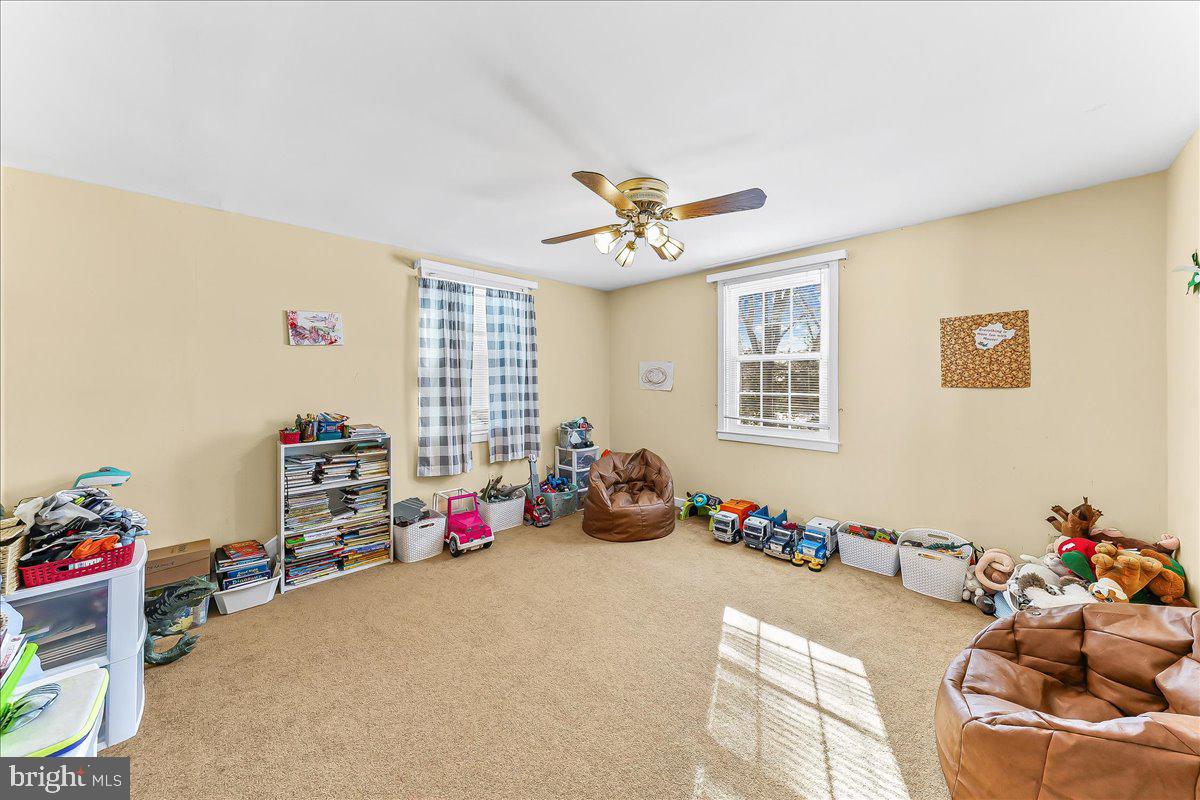 COLONIAL PARK - Residential