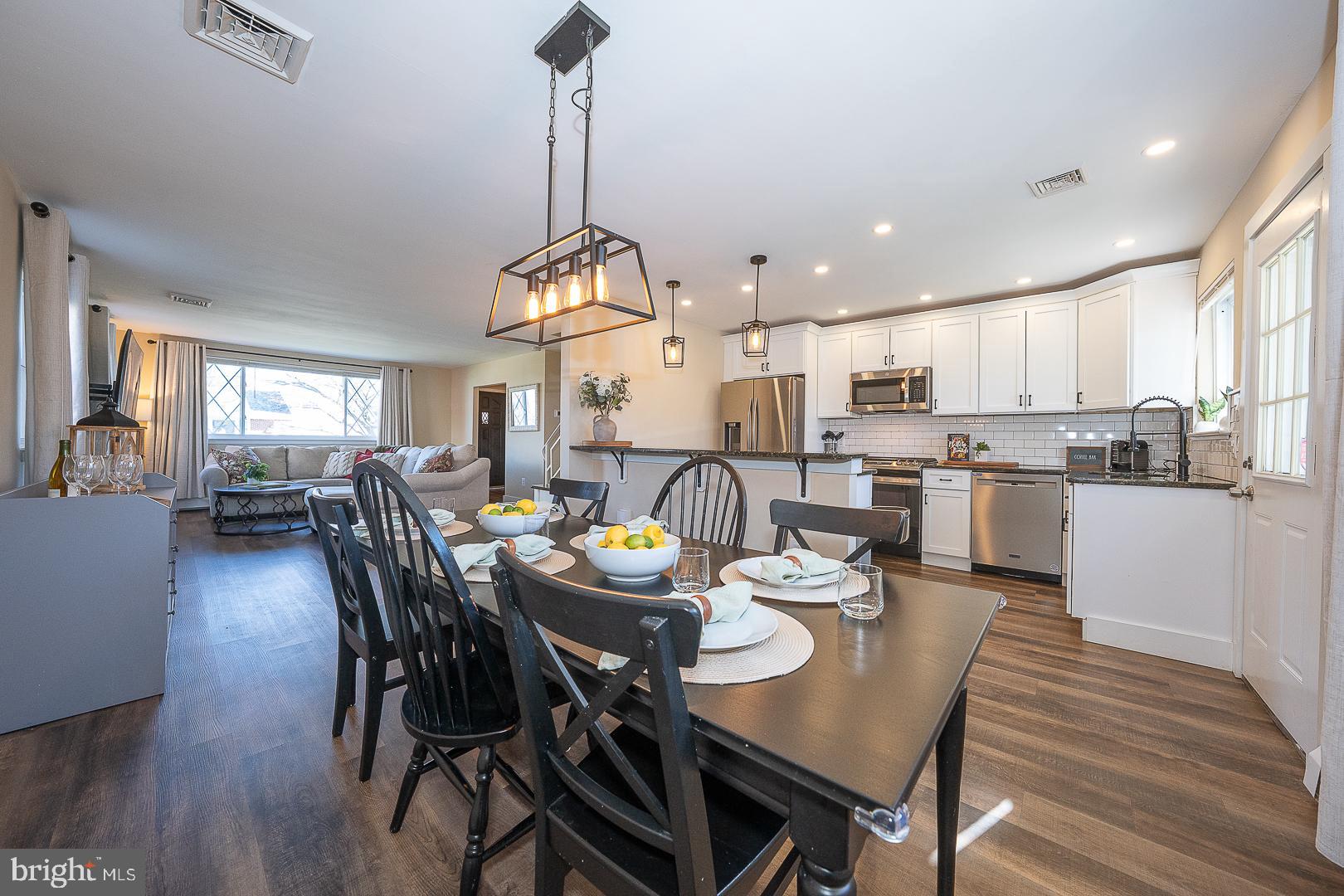 SPRINGFIELD CHASE - Residential