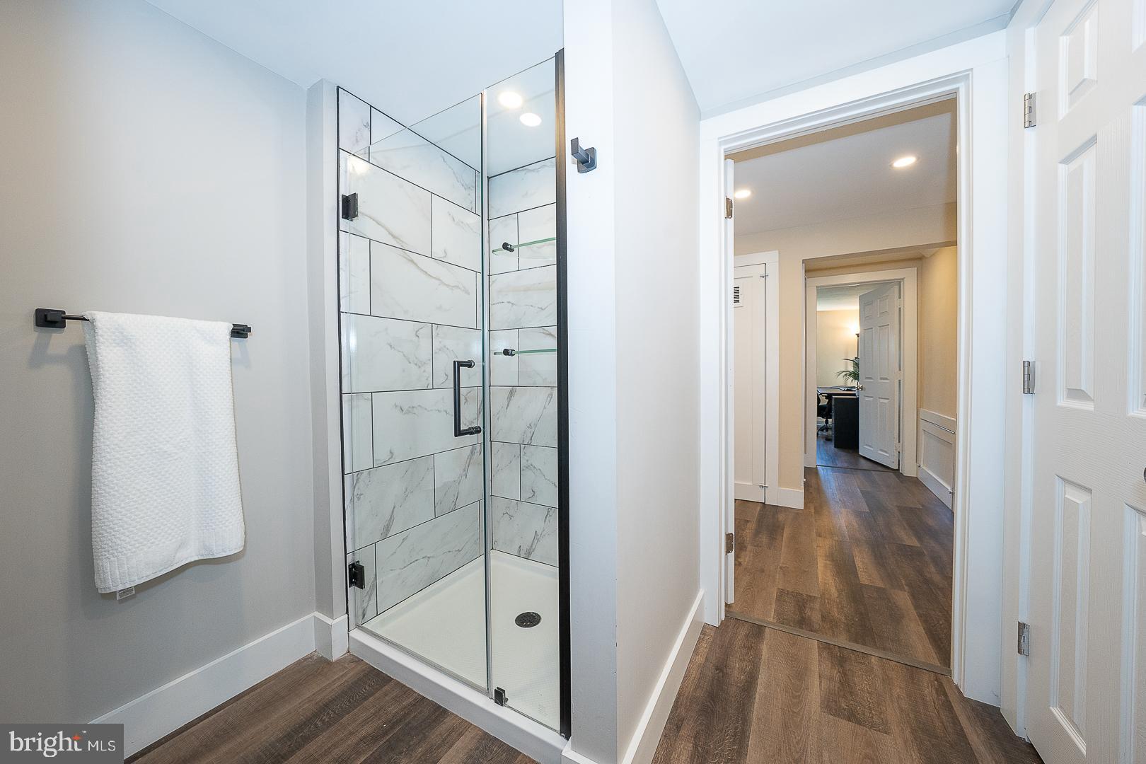 SPRINGFIELD CHASE - Residential