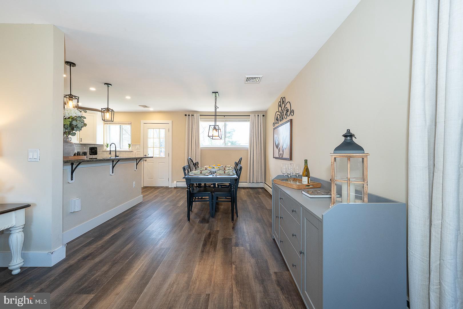 SPRINGFIELD CHASE - Residential