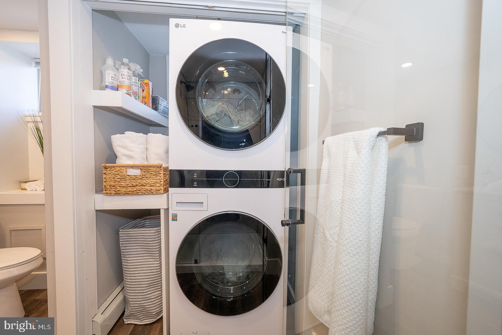 SPRINGFIELD CHASE - Residential