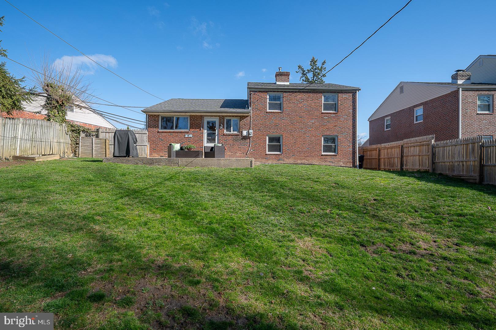 SPRINGFIELD CHASE - Residential