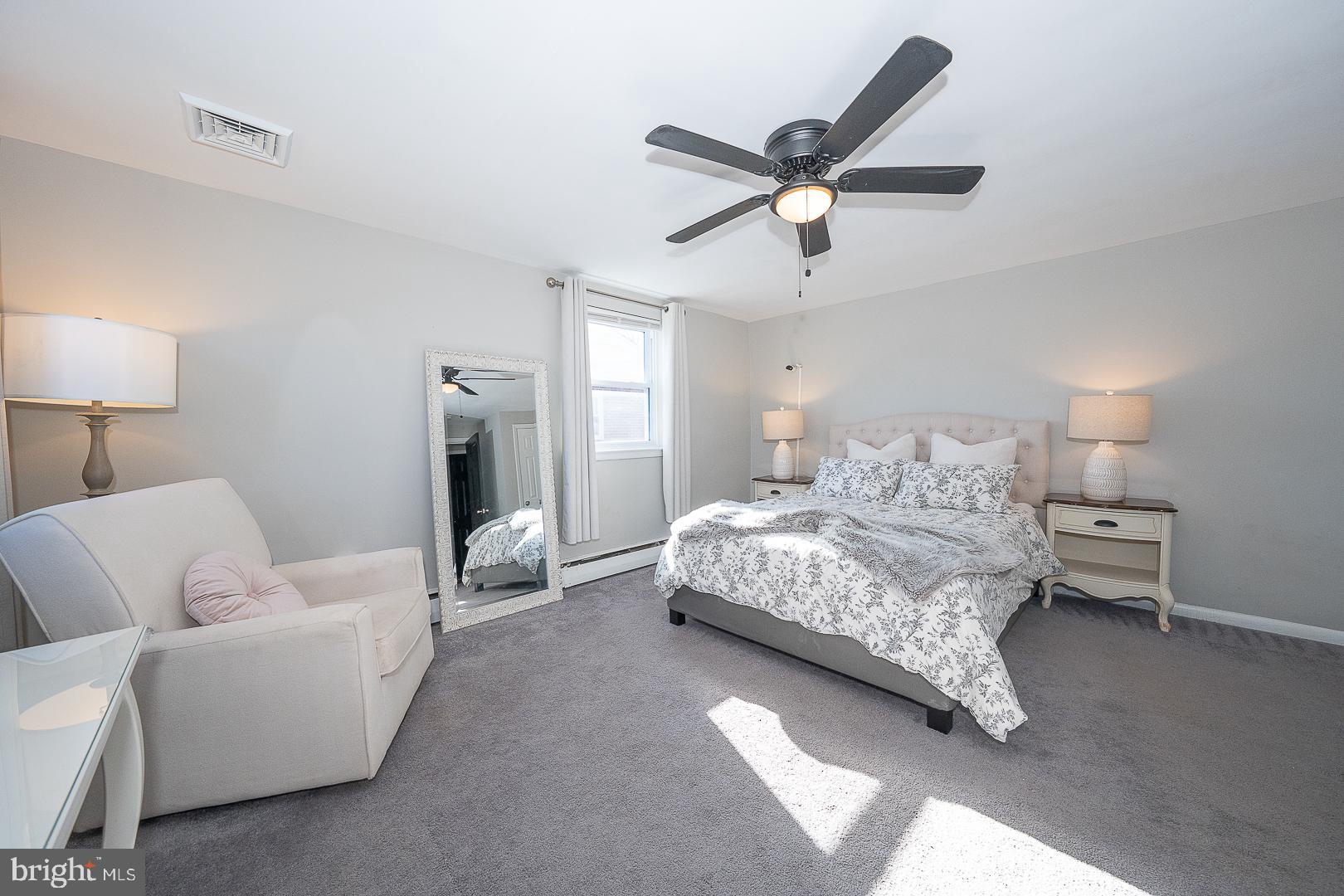 SPRINGFIELD CHASE - Residential