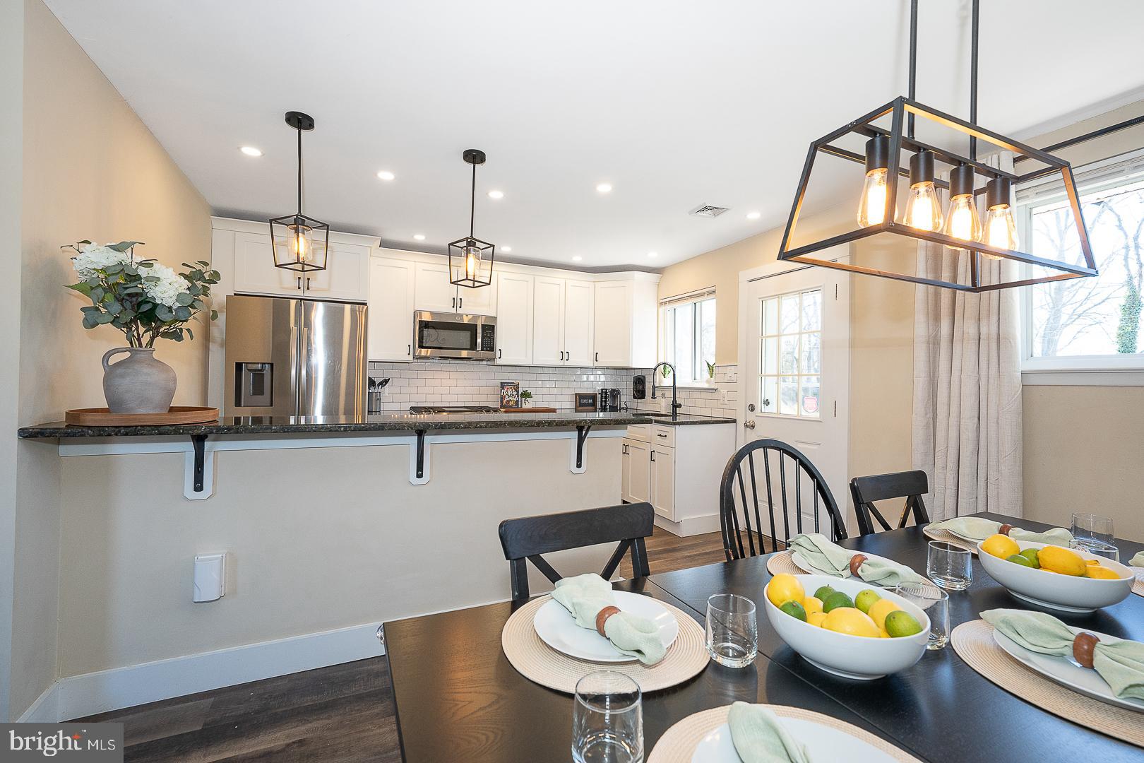 SPRINGFIELD CHASE - Residential