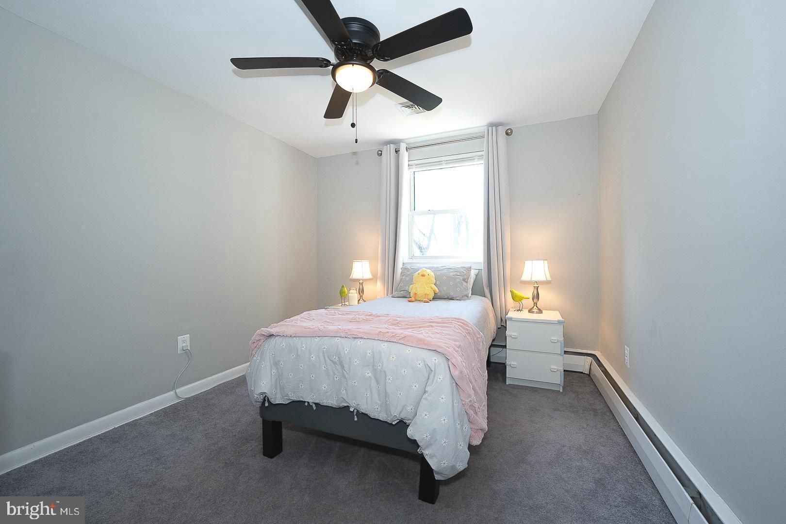 SPRINGFIELD CHASE - Residential