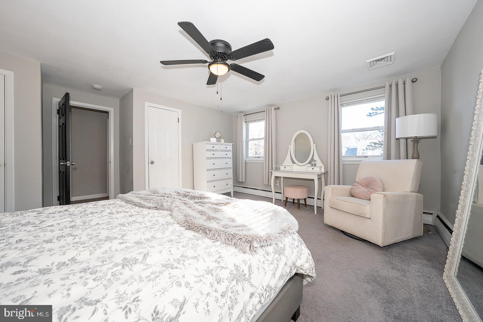 SPRINGFIELD CHASE - Residential