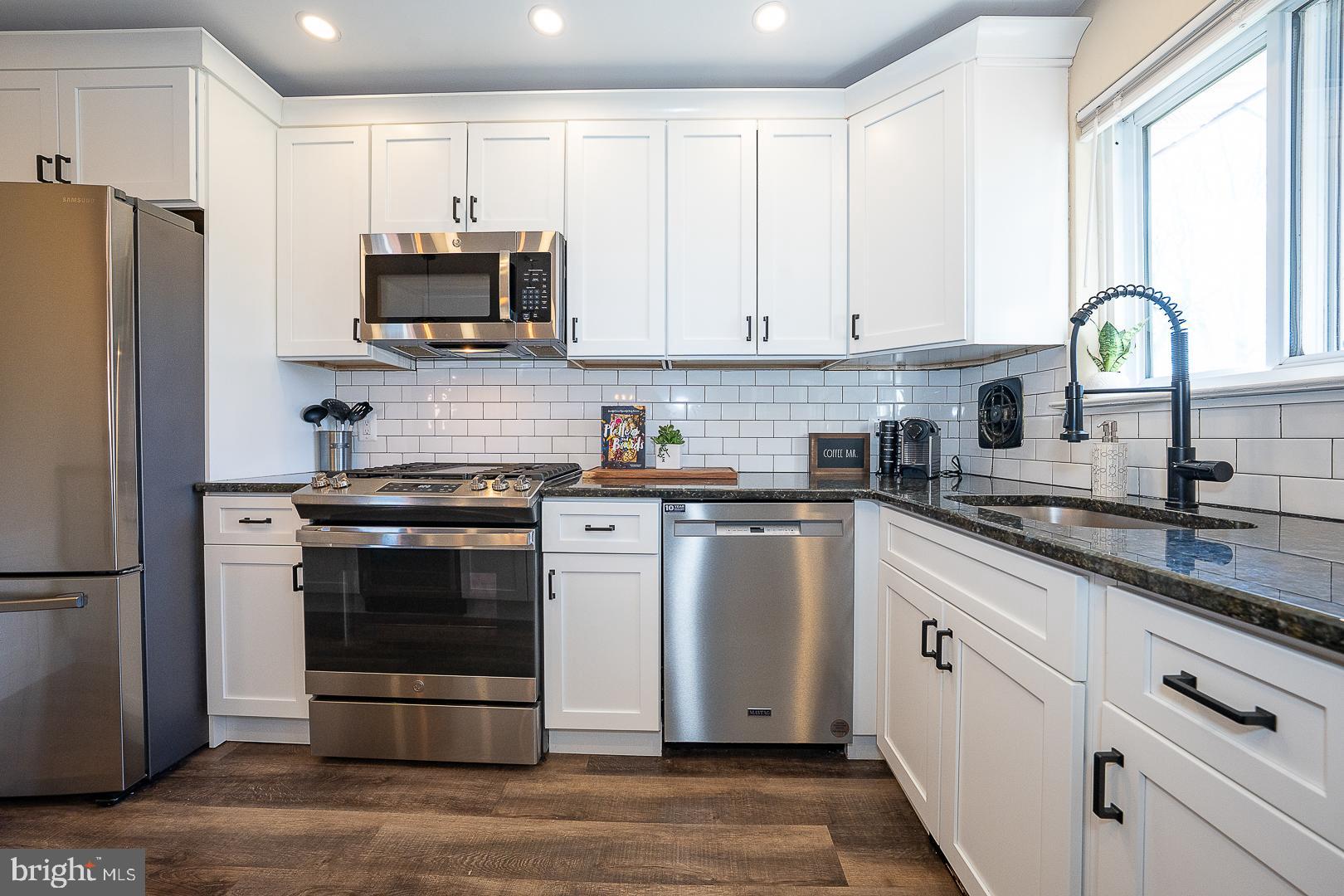 SPRINGFIELD CHASE - Residential