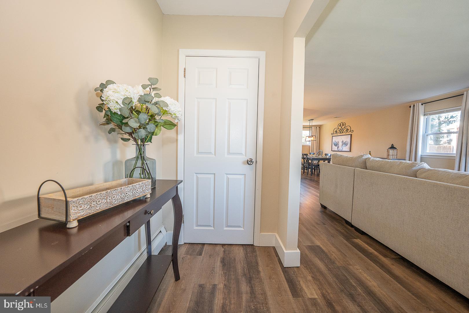 SPRINGFIELD CHASE - Residential