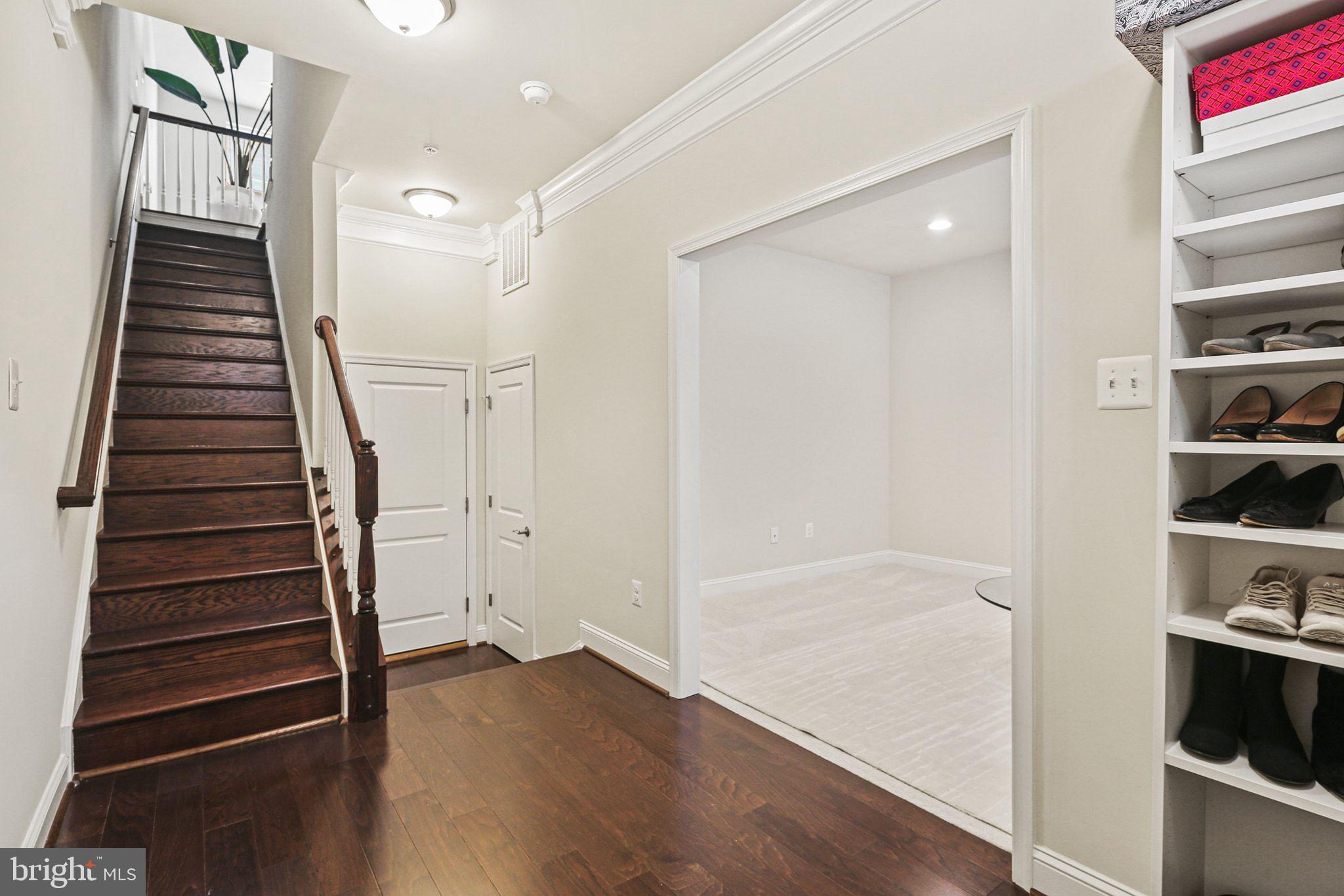 6021 CHARLES CROSSING