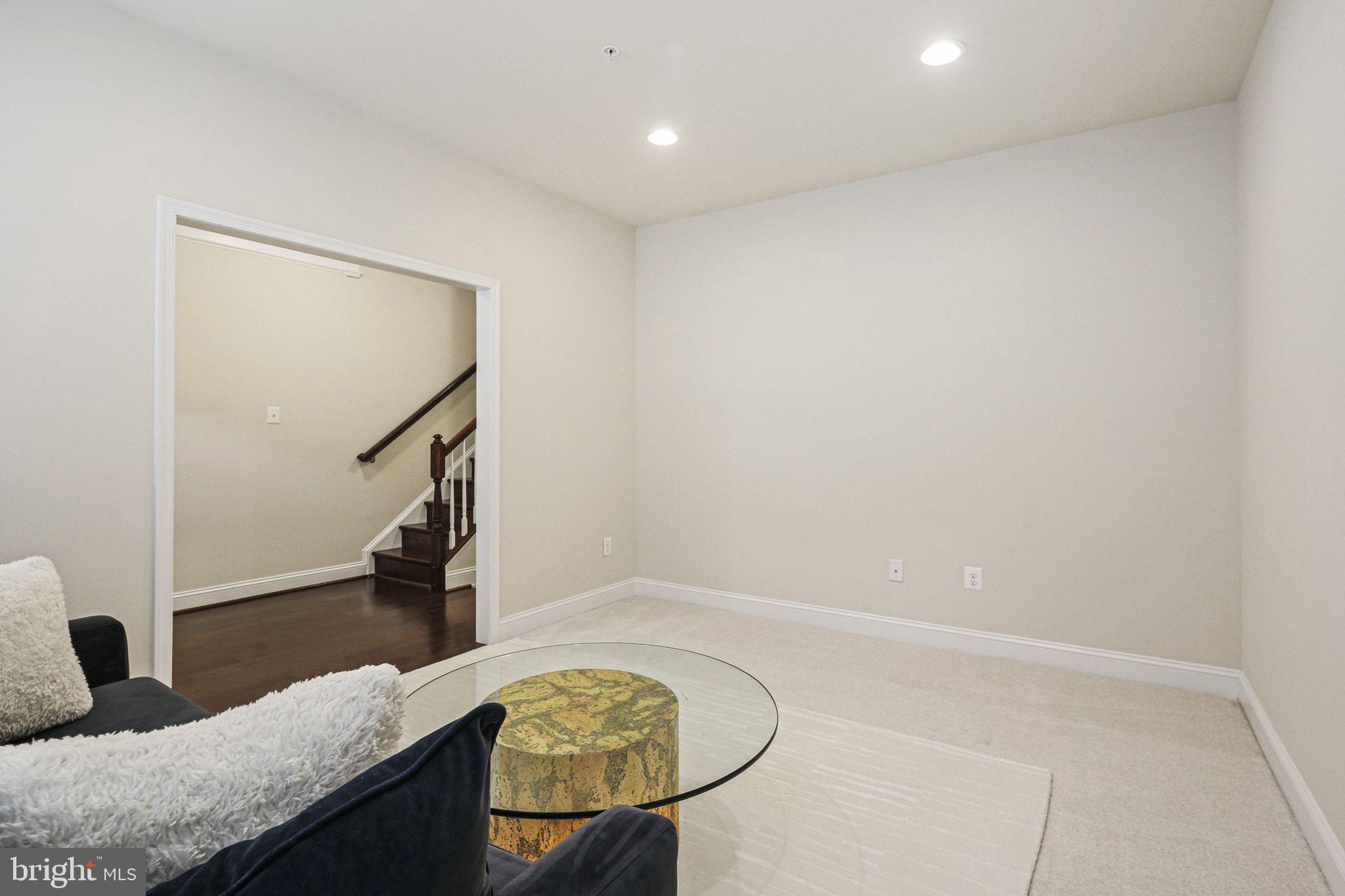 6021 CHARLES CROSSING