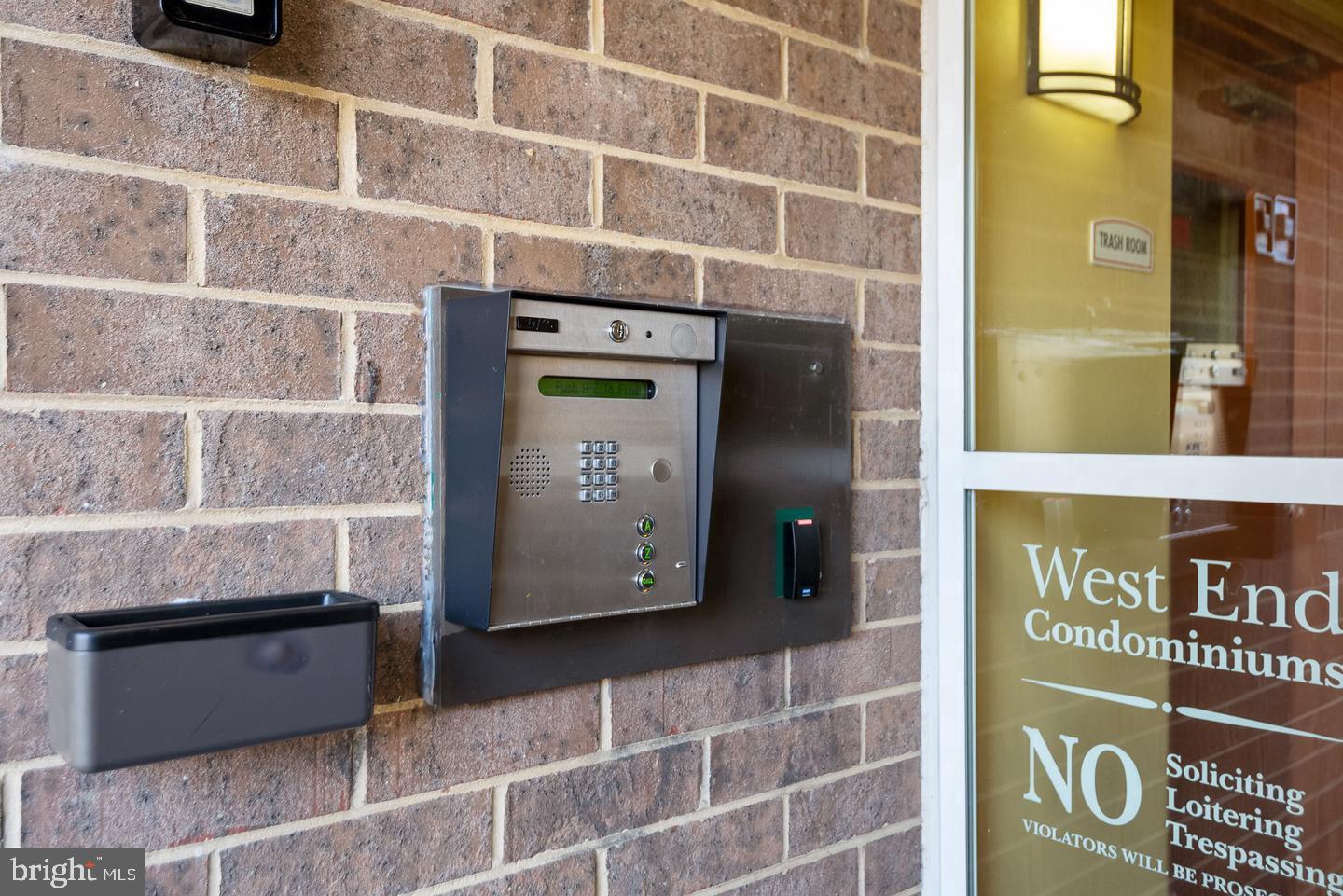 TWENTY-ONE - Residential